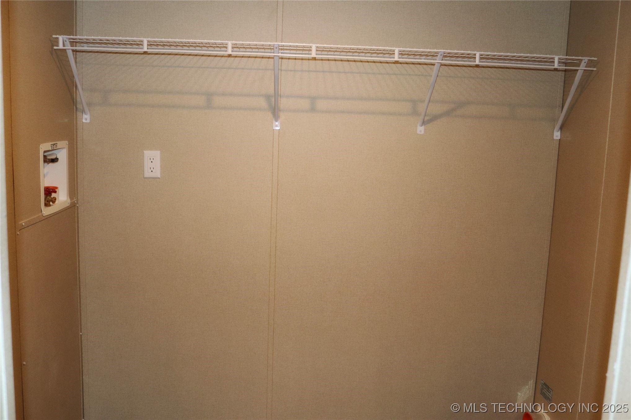 16130 Harper Lane Property Photo 32