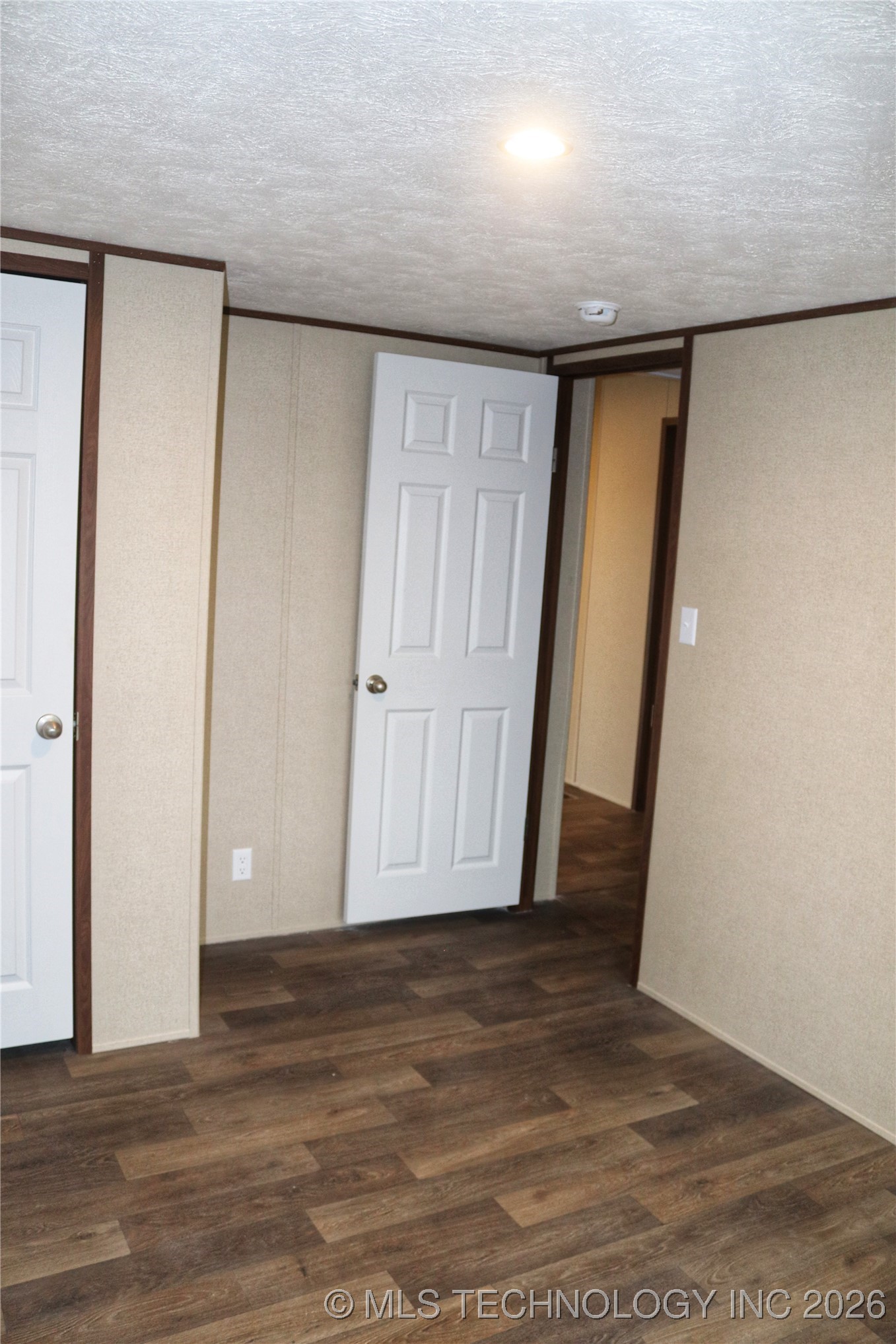 16130 Harper Lane Property Photo 40