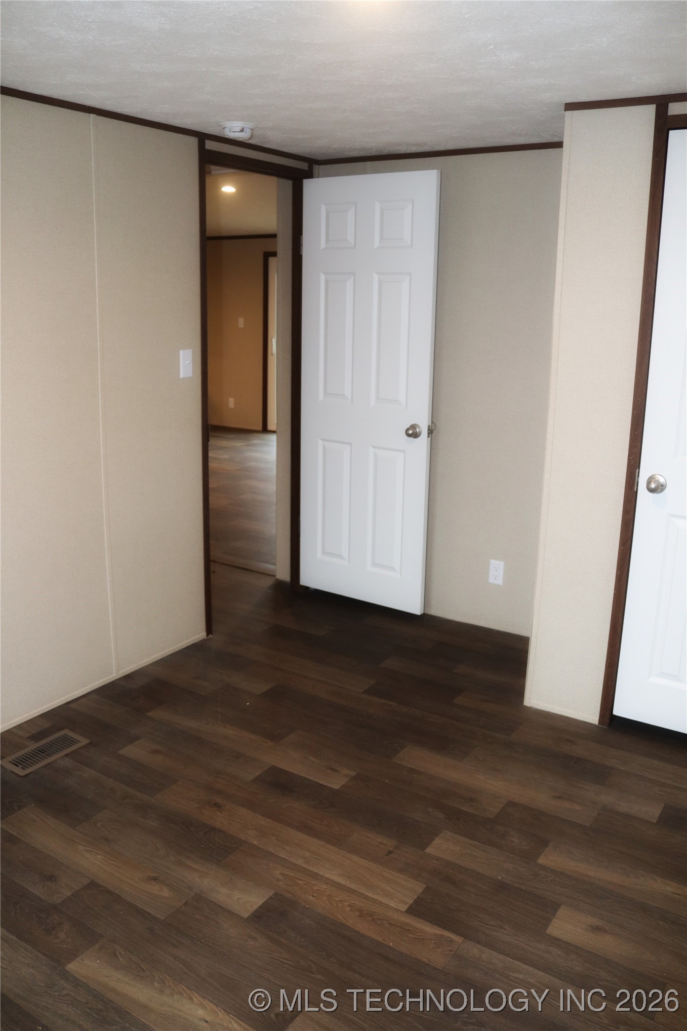 16130 Harper Lane Property Photo 46