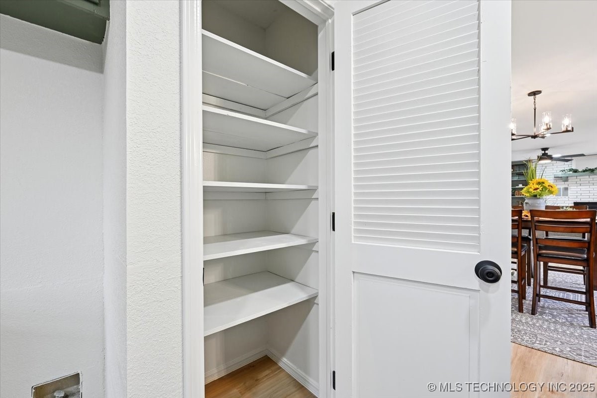 16561 N 56th West Avenue Property Photo 21