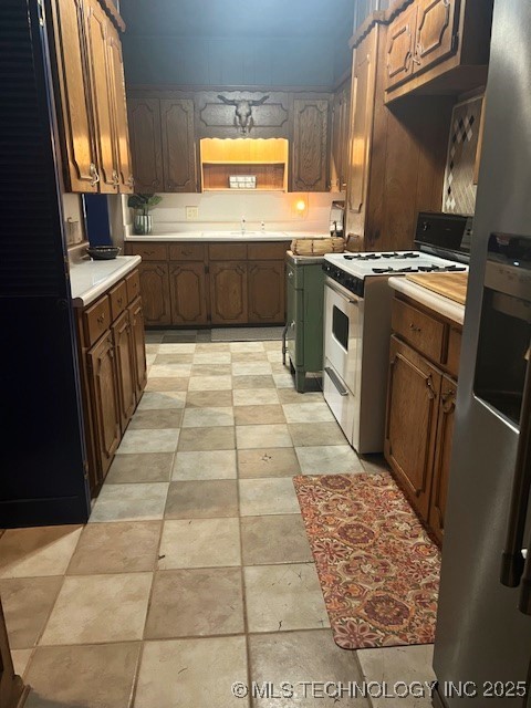 1302 S Elwood Avenue Property Photo 22