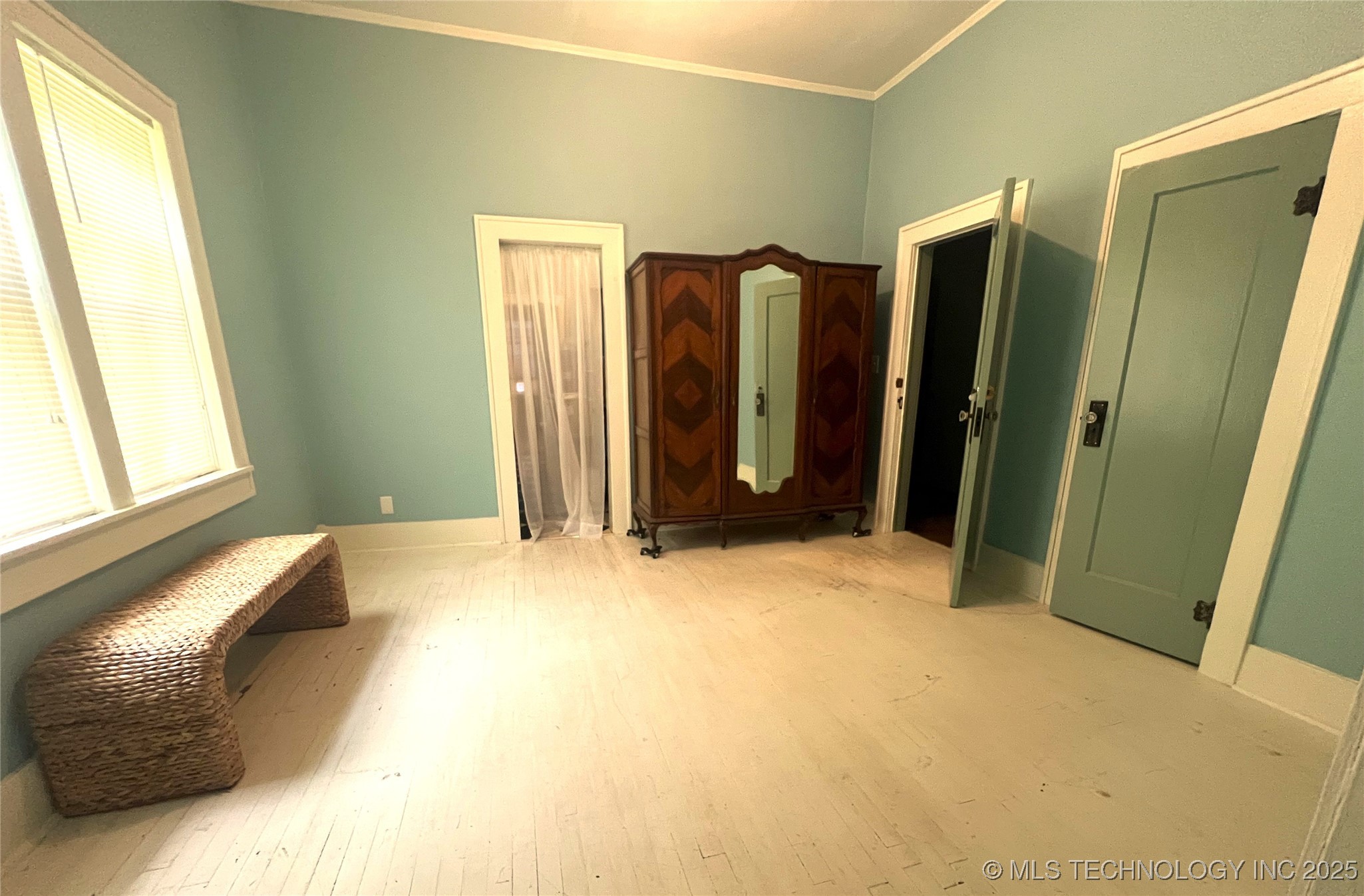 1302 S Elwood Avenue Property Photo 32