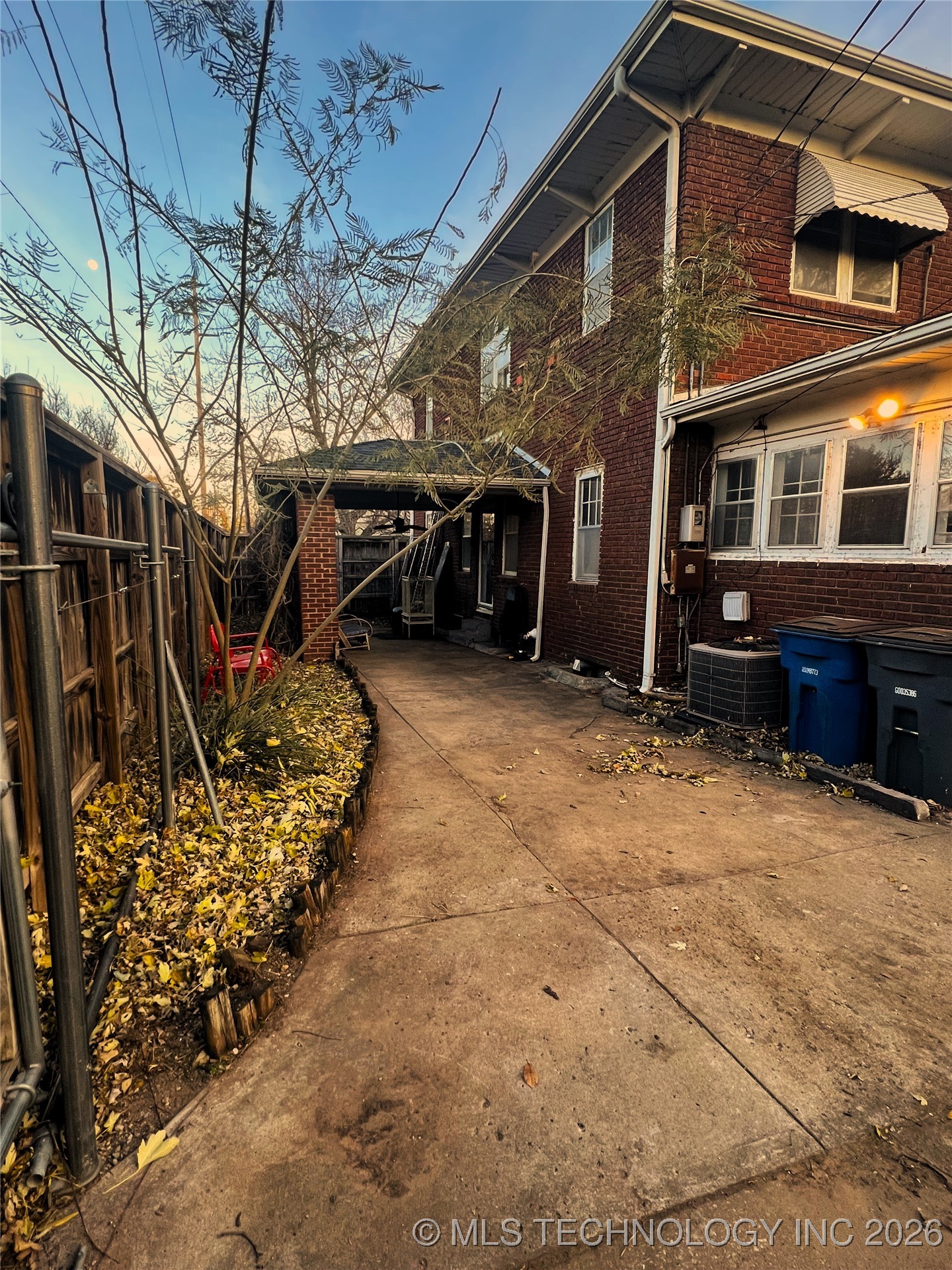 1302 S Elwood Avenue Property Photo 60