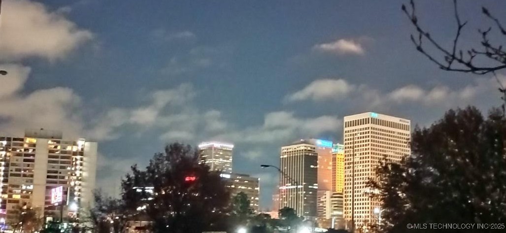 1302 S Elwood Avenue Property Photo 67