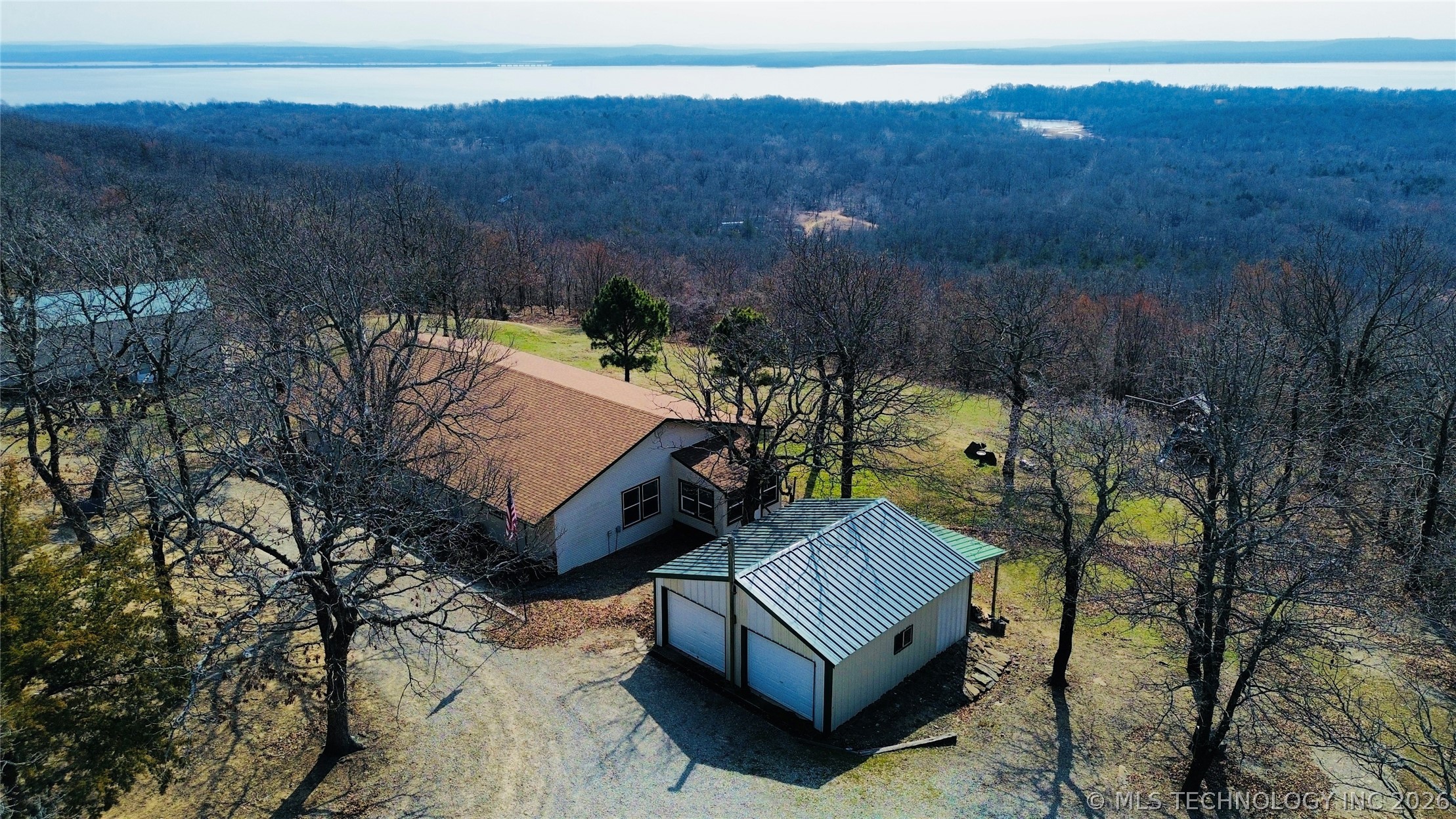 413804 E 1212 Road Property Photo 3