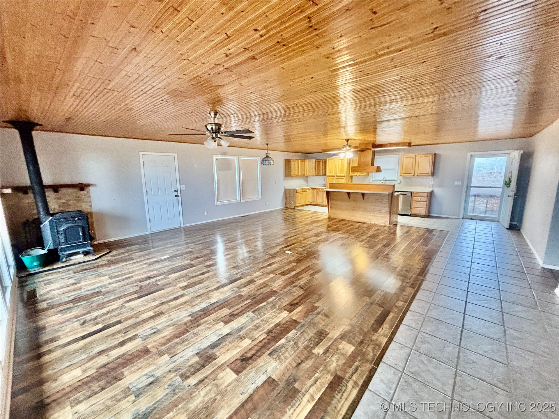 413804 E 1212 Road Property Photo 17