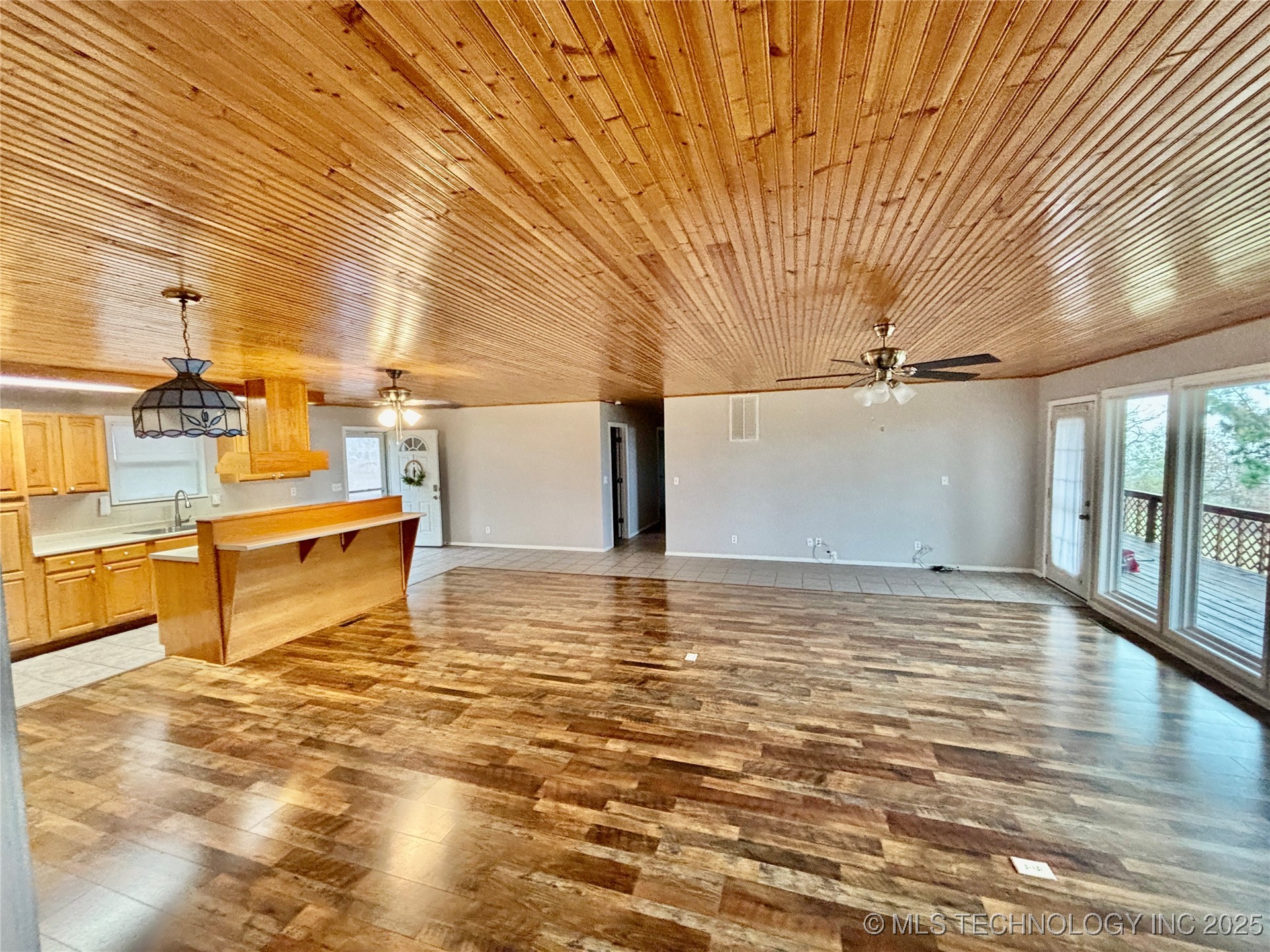 413804 E 1212 Road Property Photo 18