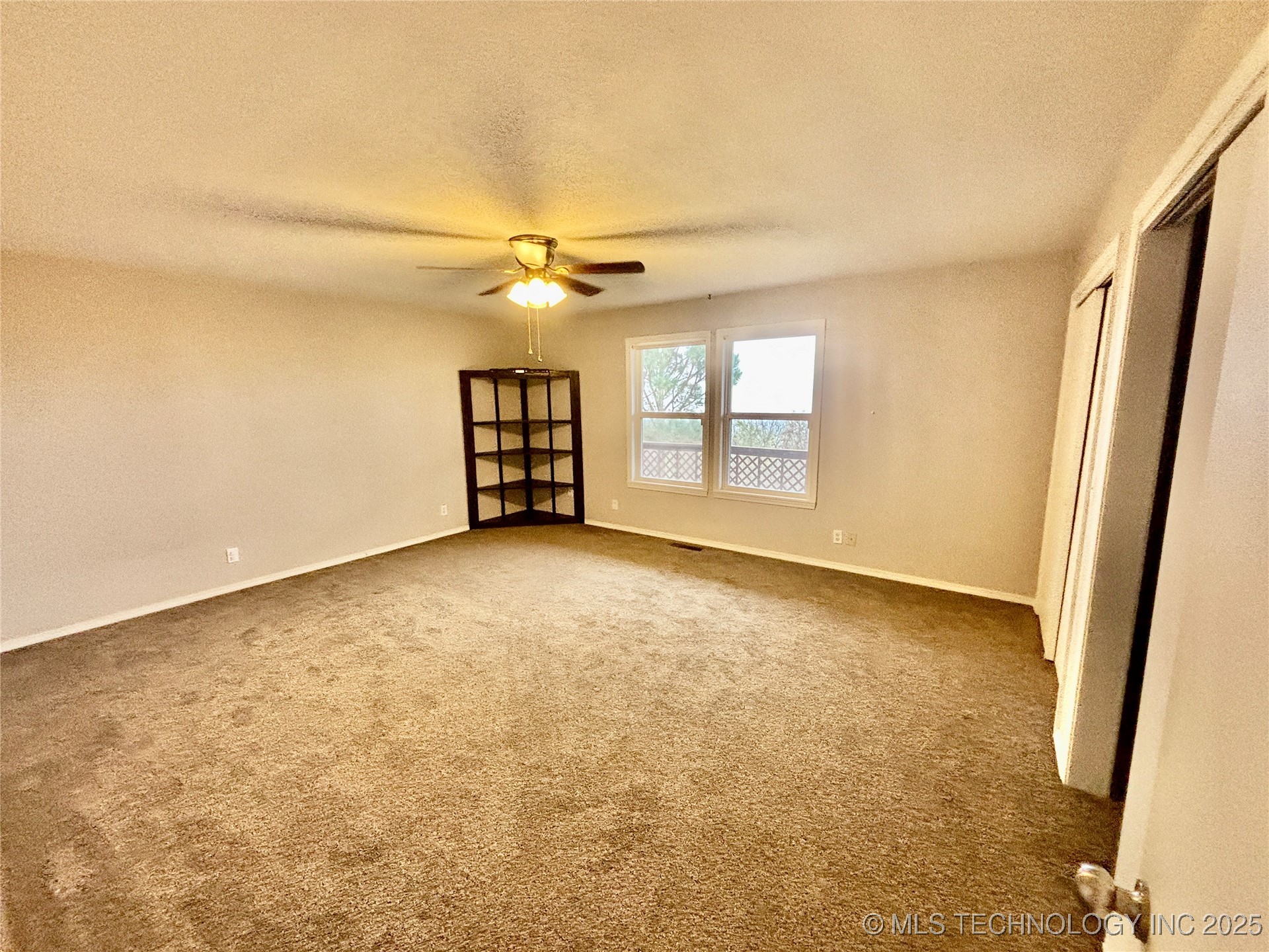 413804 E 1212 Road Property Photo 28