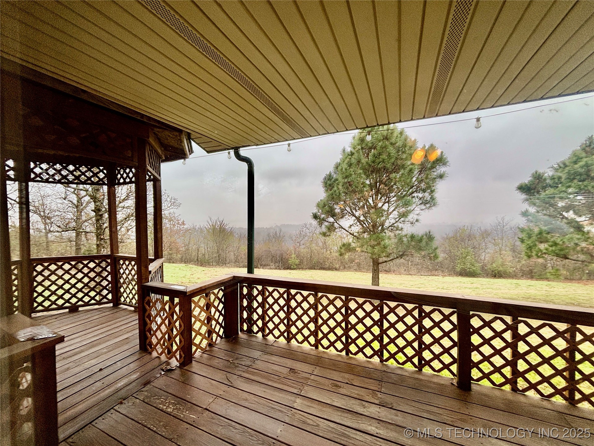 413804 E 1212 Road Property Photo 39