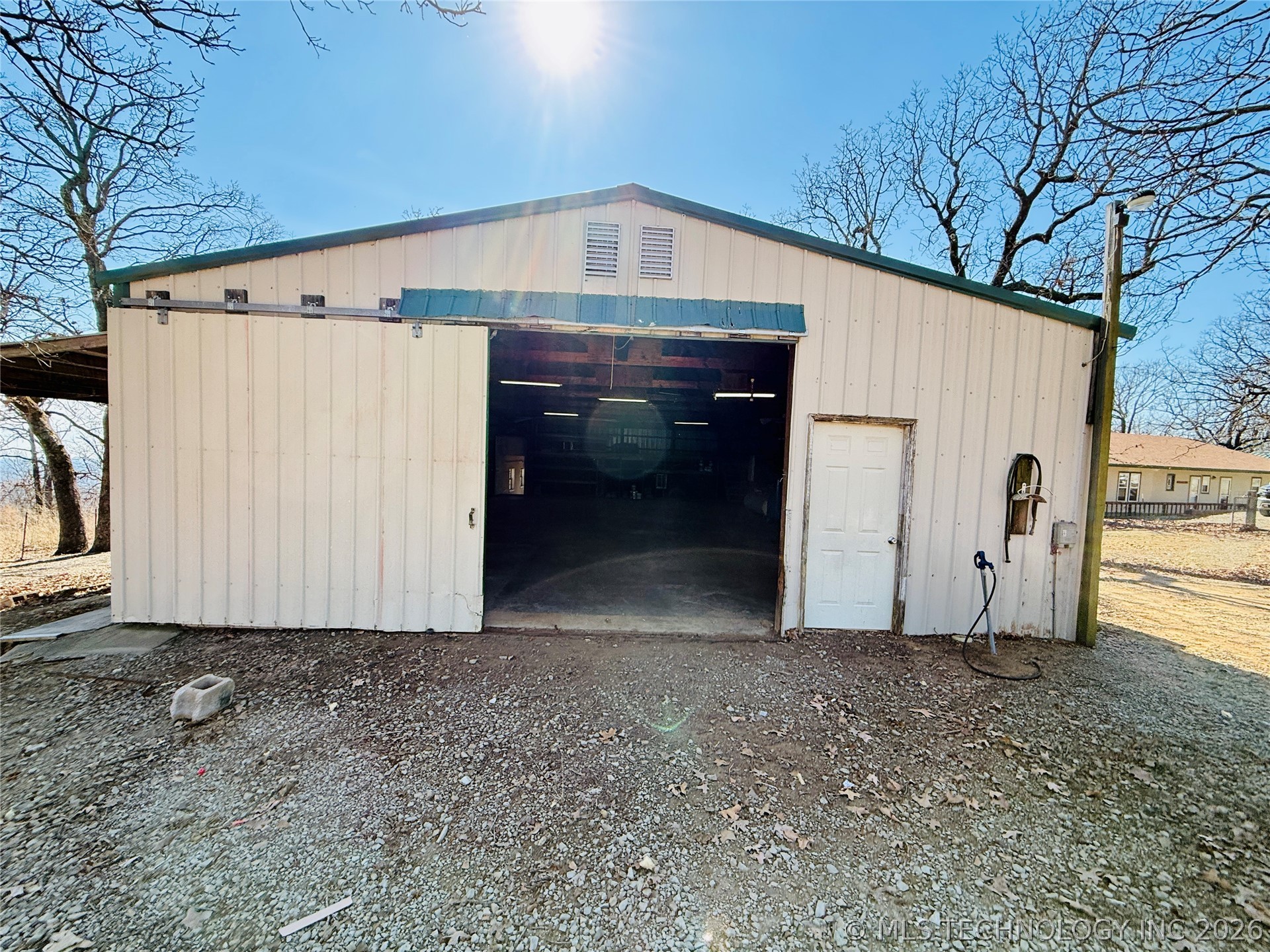 413804 E 1212 Road Property Photo 59