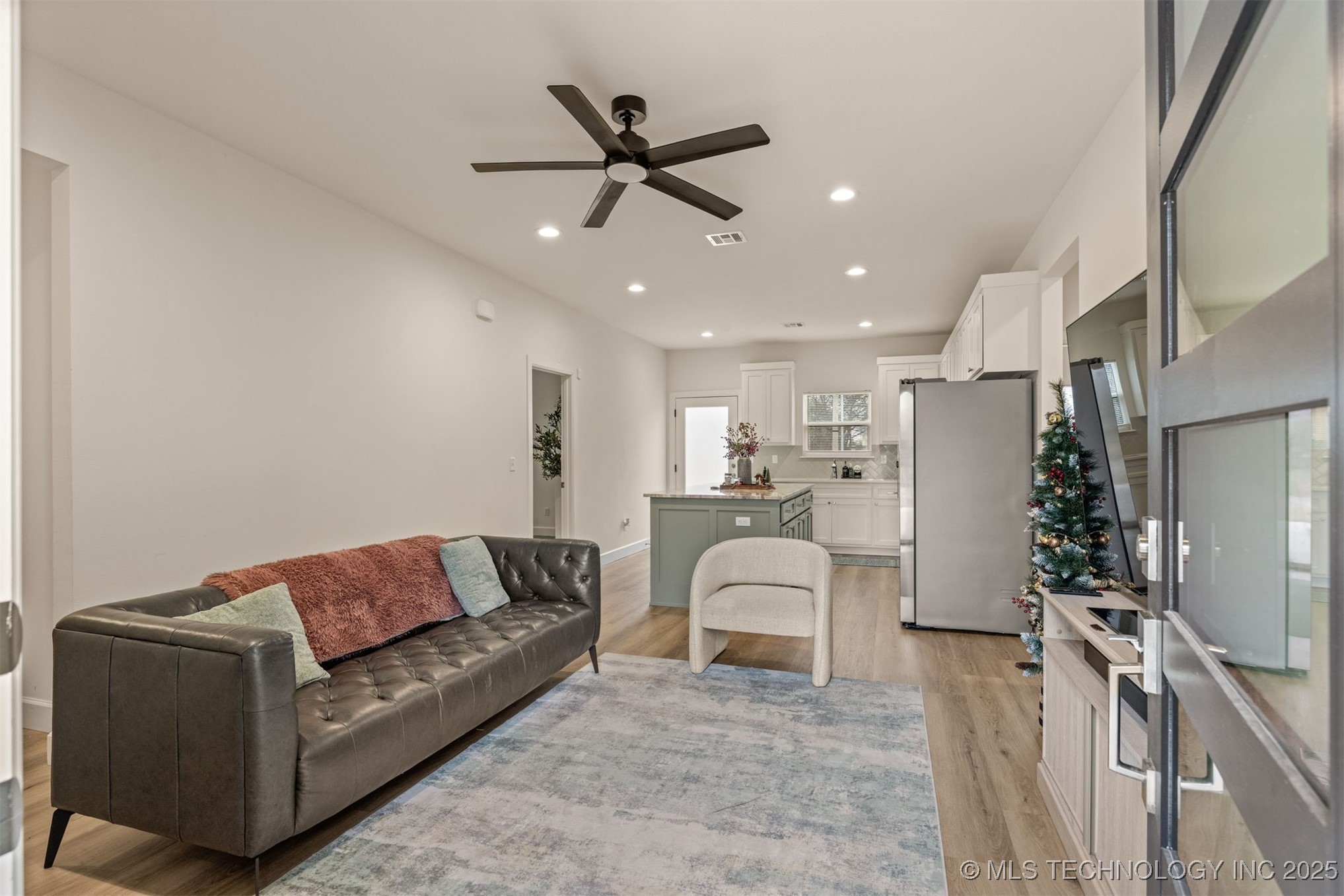 1907 E 27th Street North Property Photo 9