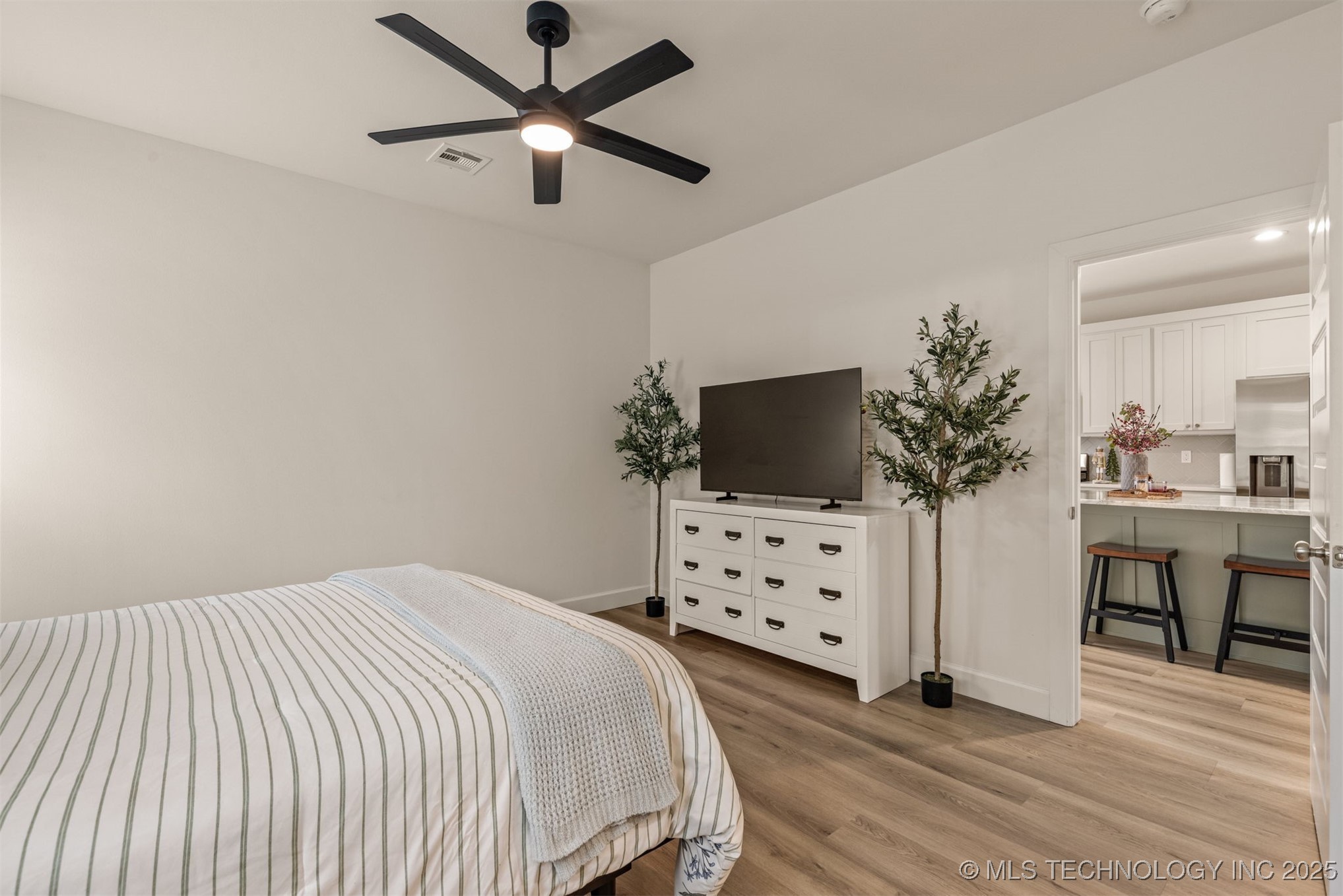 1907 E 27th Street North Property Photo 33