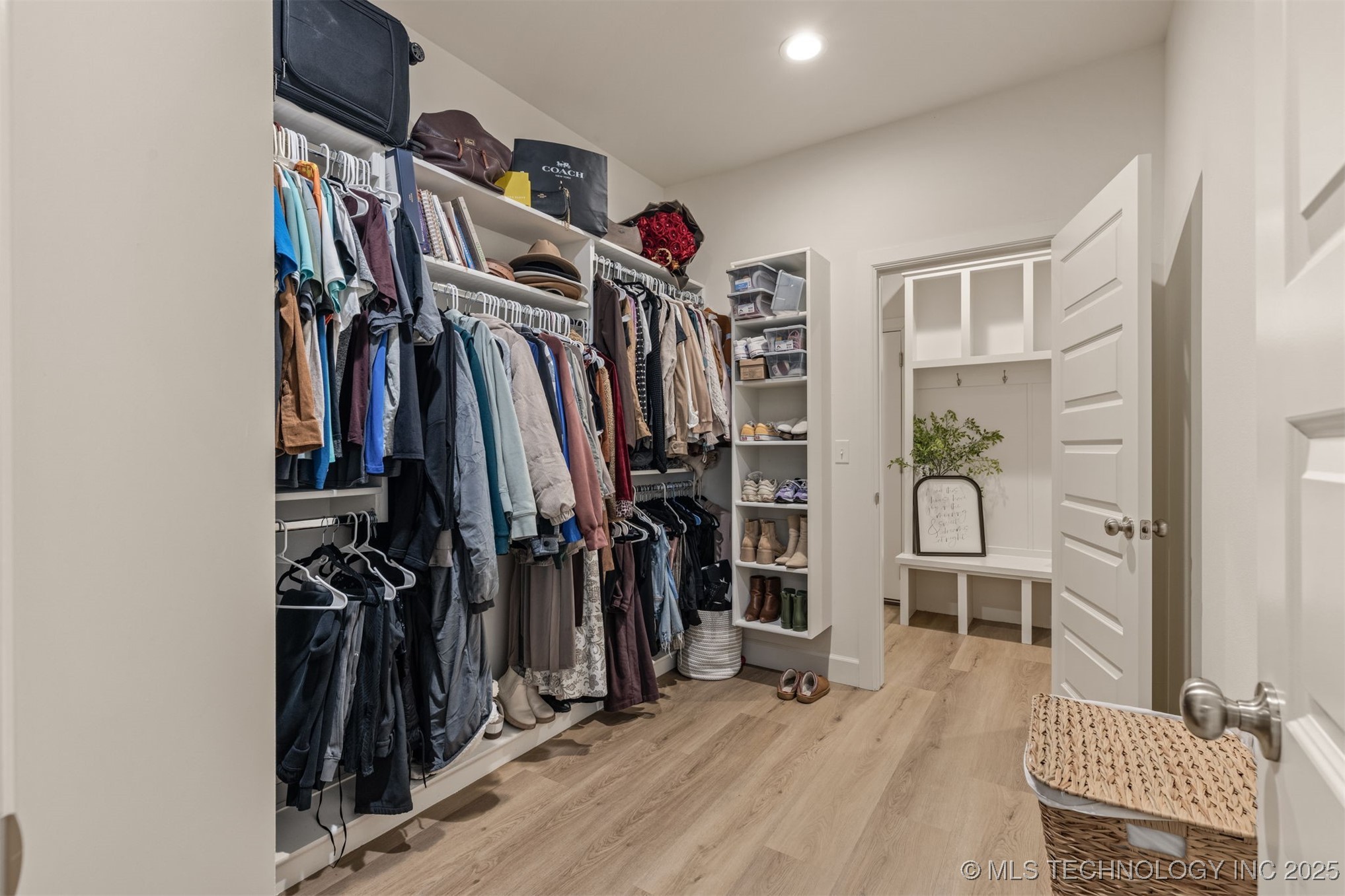 1907 E 27th Street North Property Photo 36