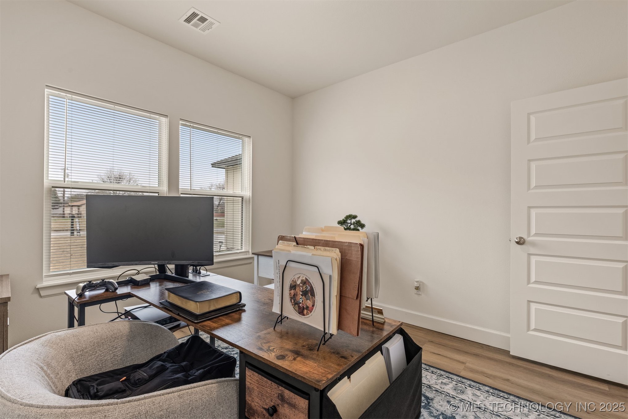 1907 E 27th Street North Property Photo 50