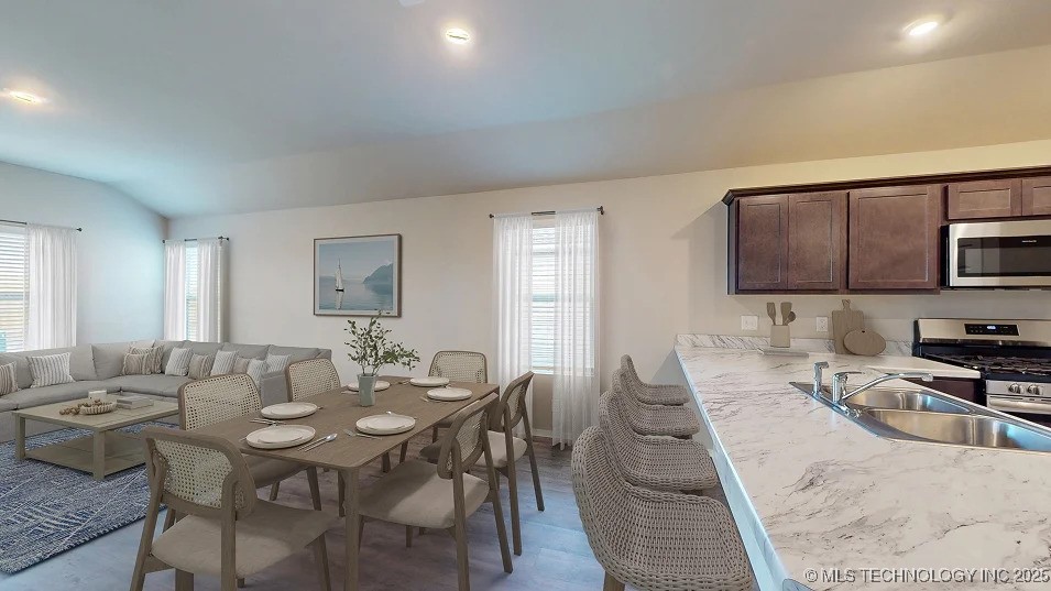 19 Blue Bell Street Property Photo 4