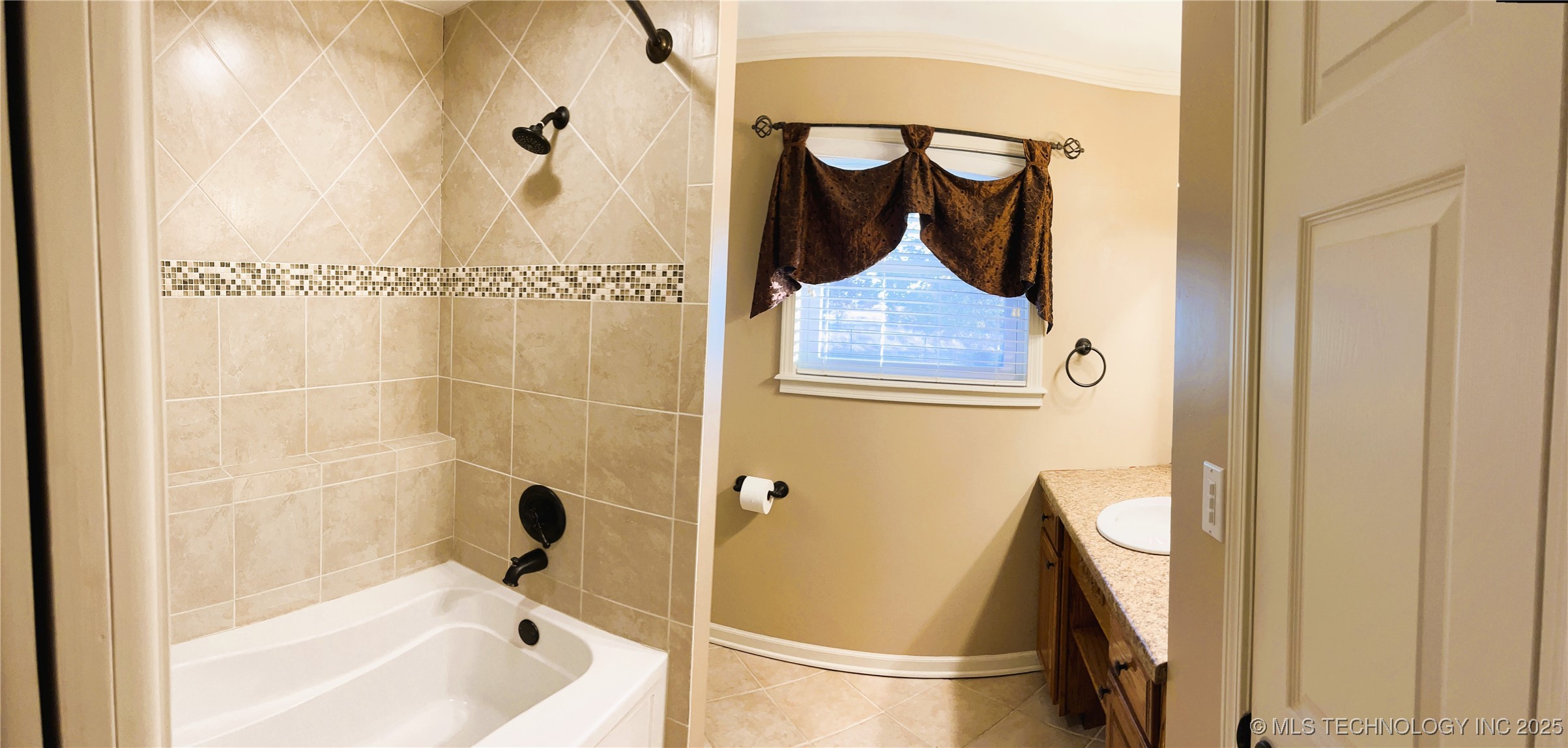 1230 Se 2nd Court Property Photo 15