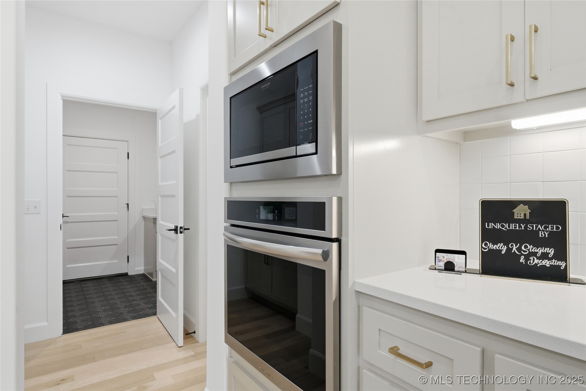 4607 S Retana Place Property Photo 10