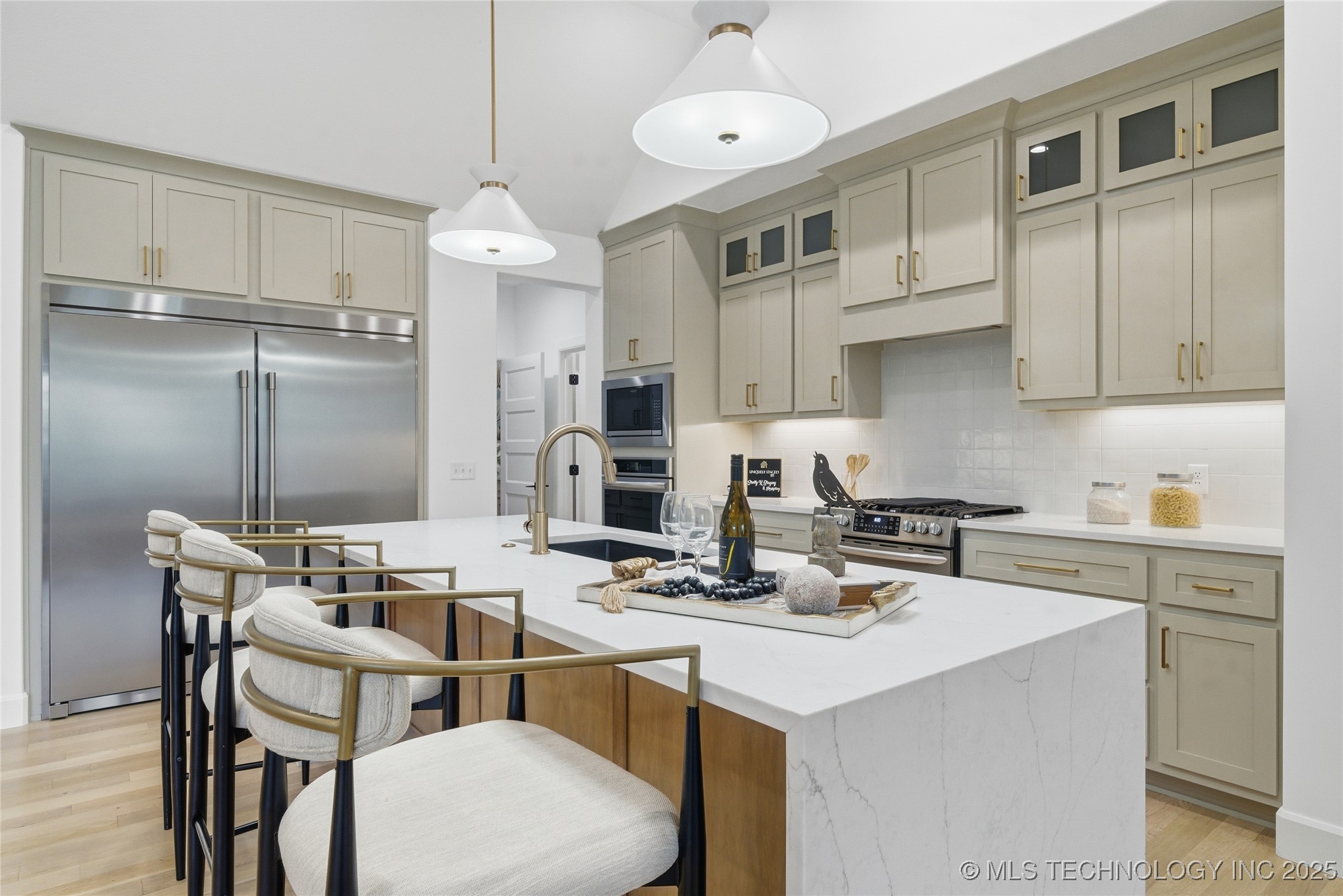 4607 S Retana Place Property Photo 11