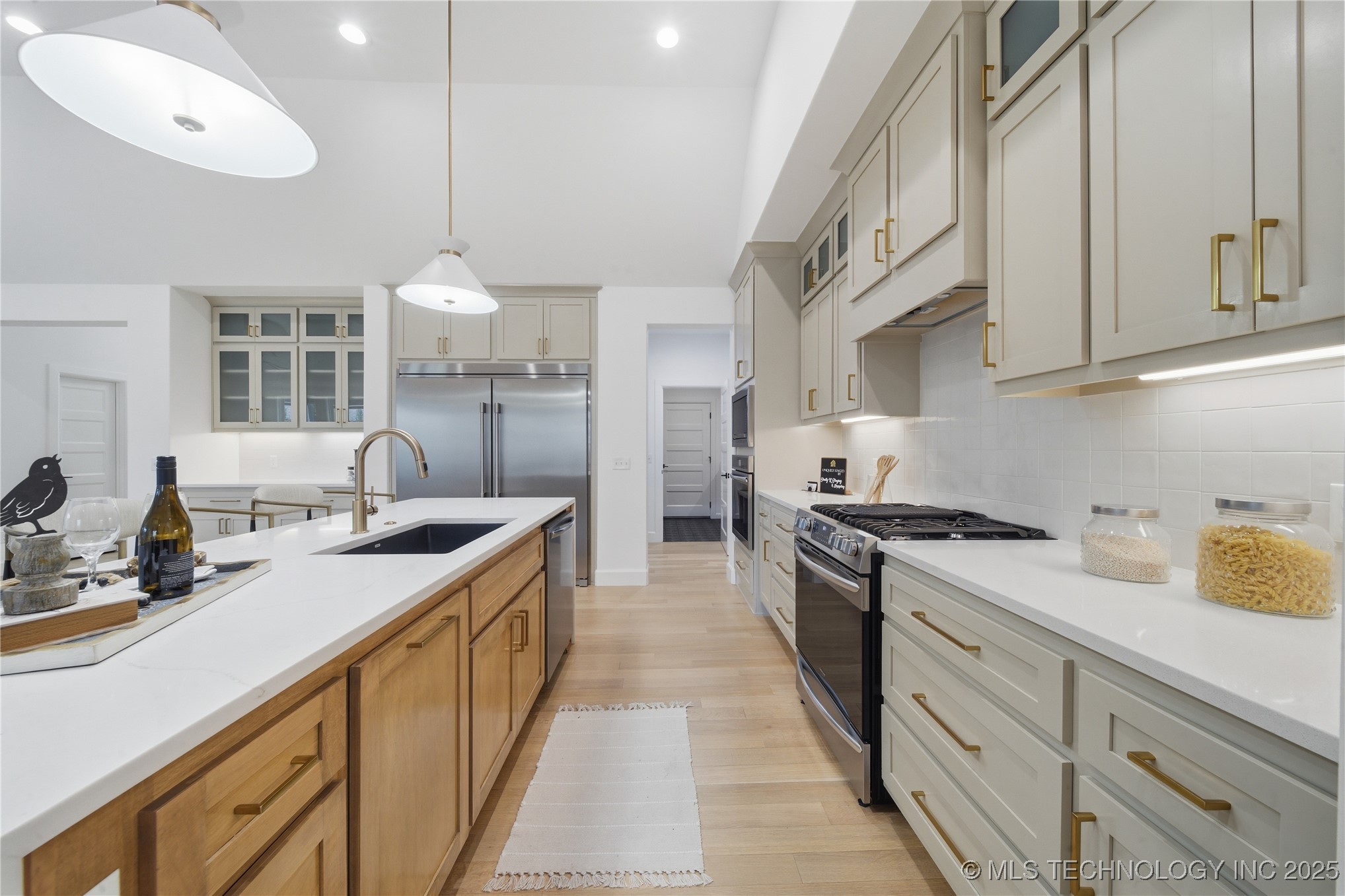 4607 S Retana Place Property Photo 14