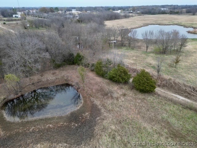210 W 1010 Property Photo 38