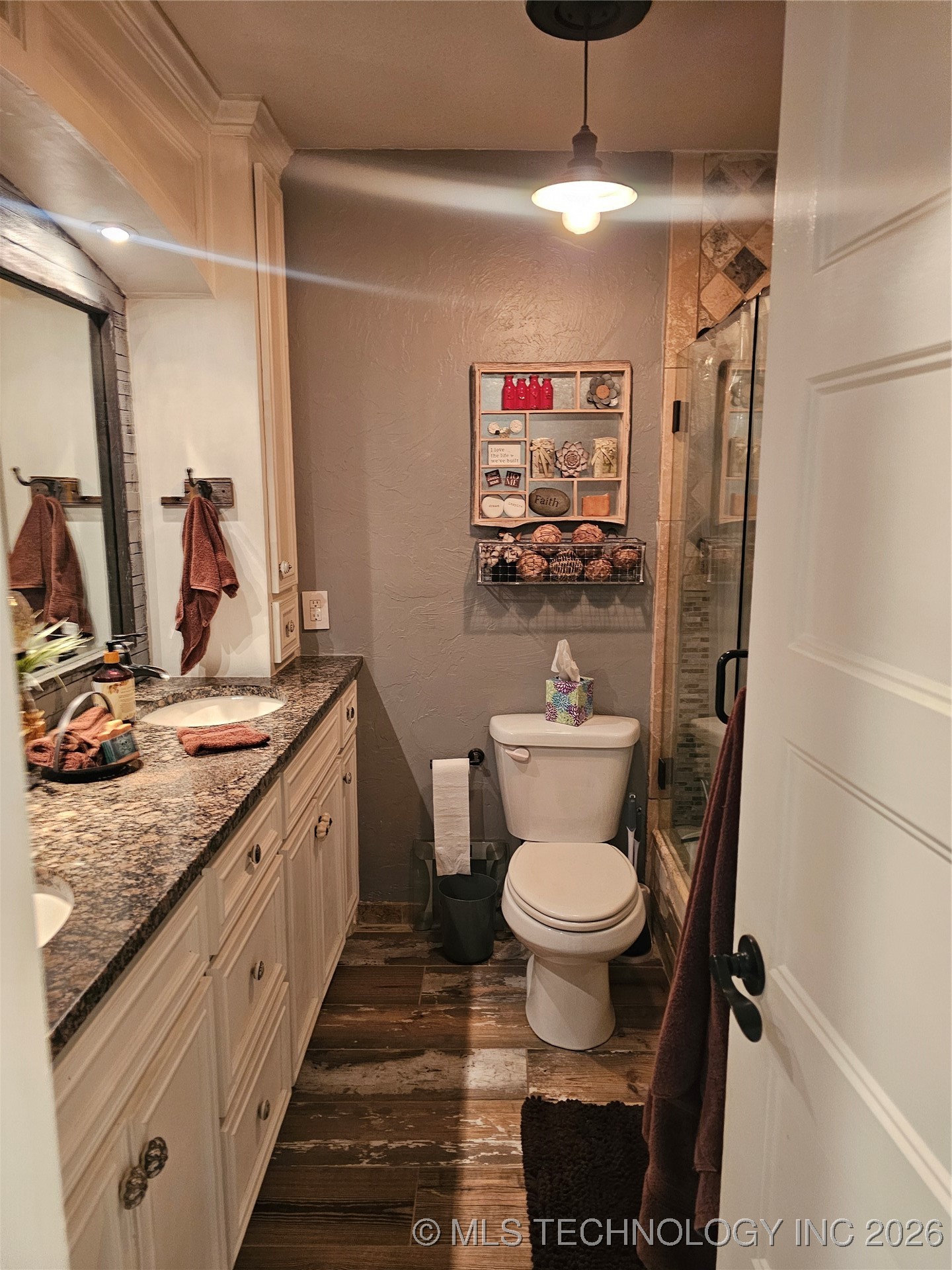 4251 Norfolk Avenue Property Photo 13