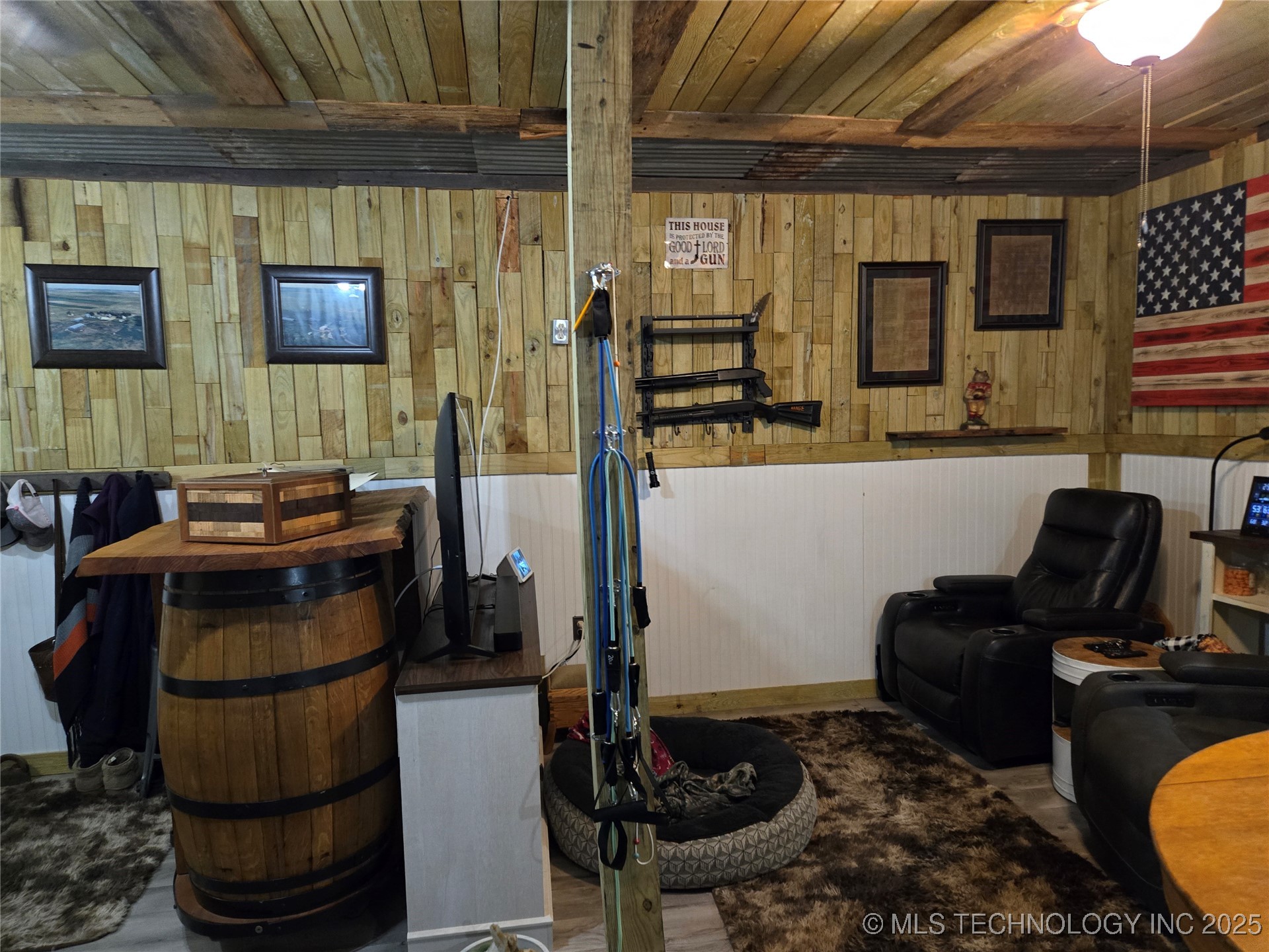 4251 Norfolk Avenue Property Photo 29