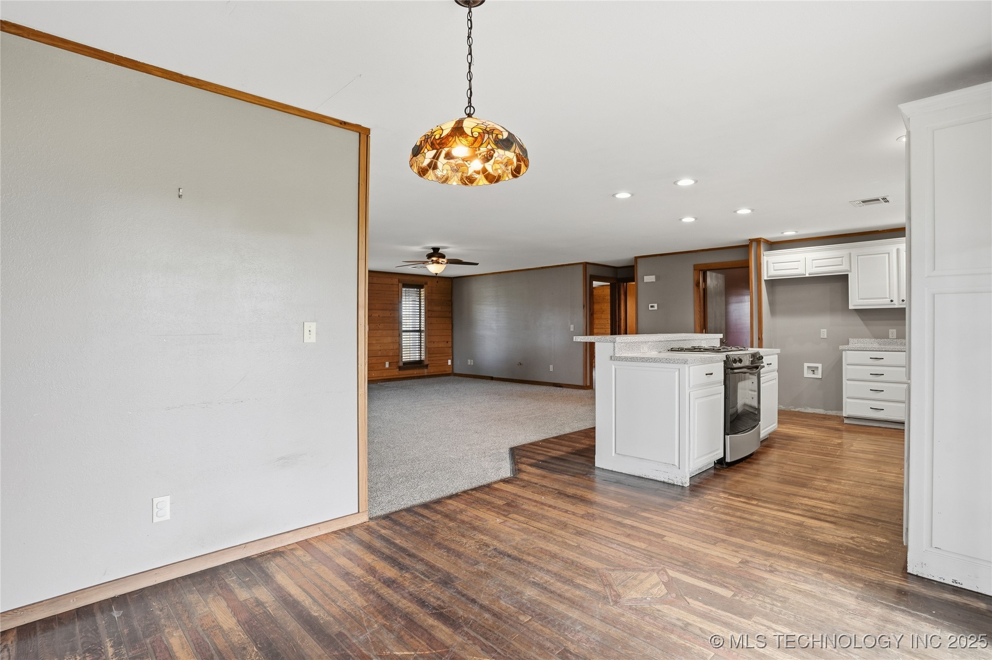 17310 E 400 Road Property Photo 24