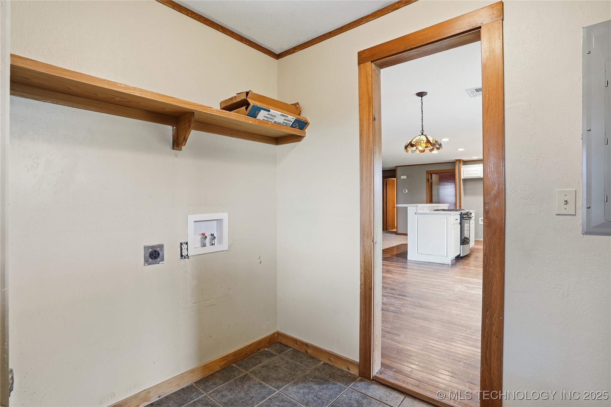 17310 E 400 Road Property Photo 27