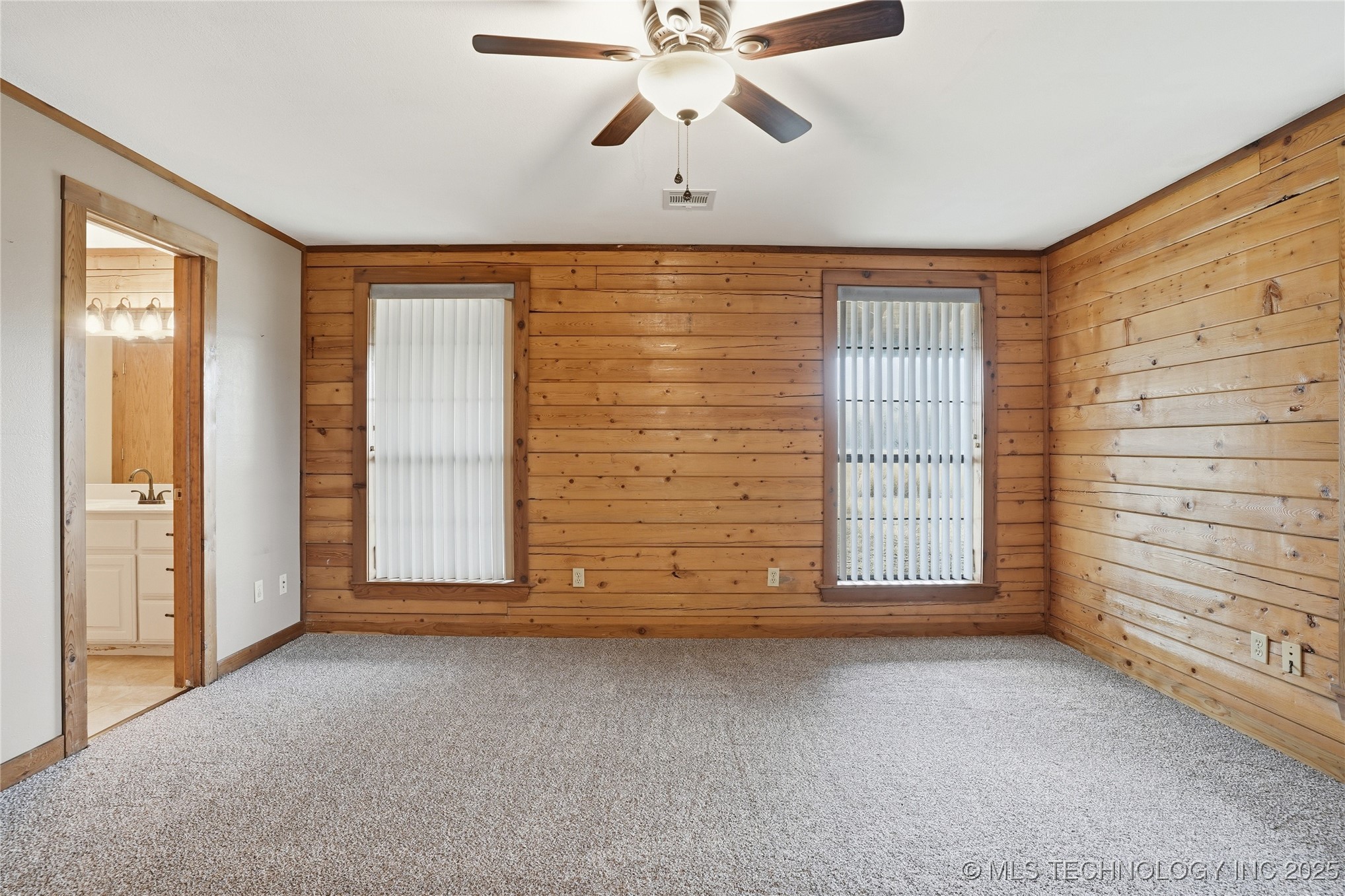 17310 E 400 Road Property Photo 29