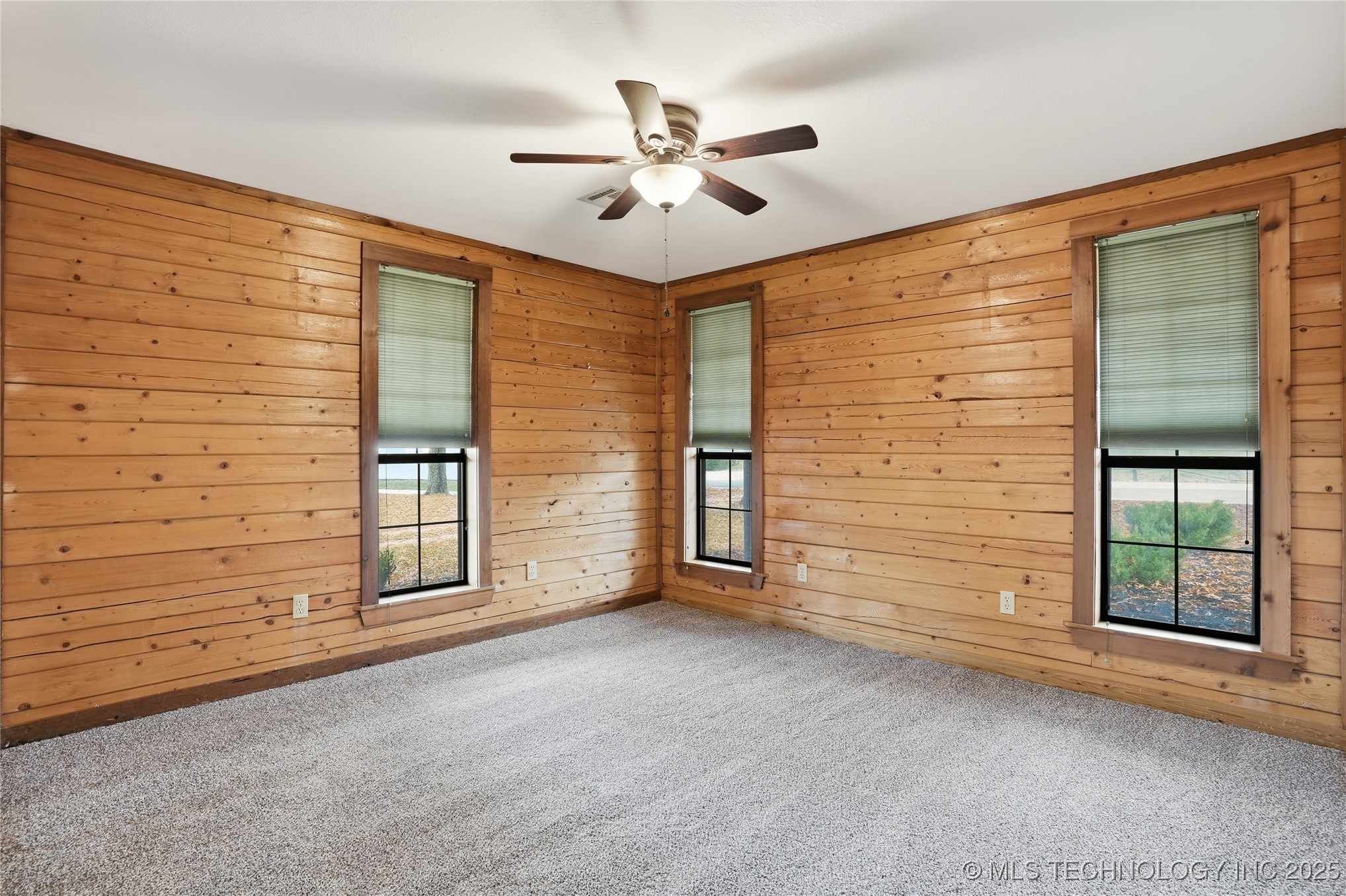 17310 E 400 Road Property Photo 36