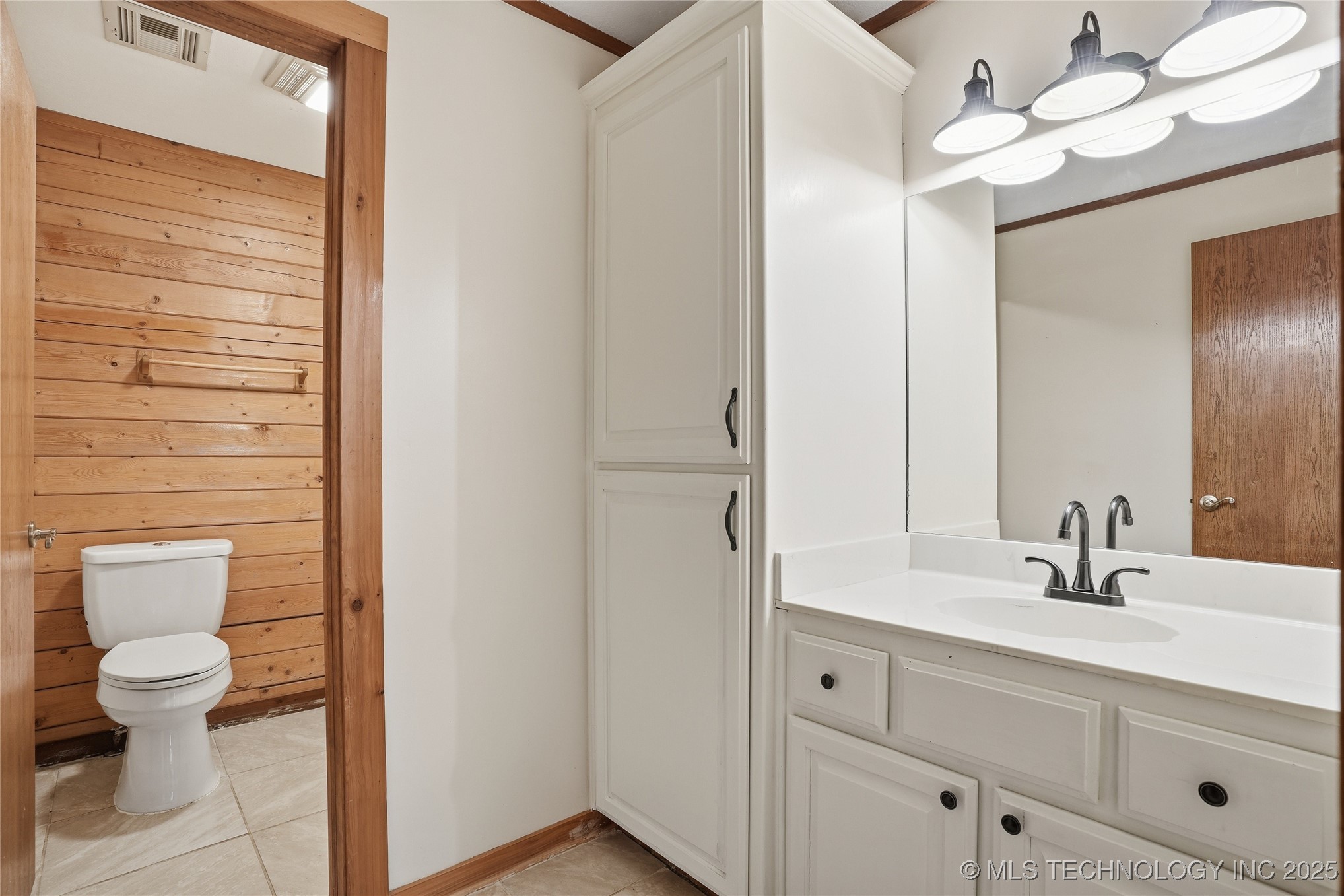 17310 E 400 Road Property Photo 40