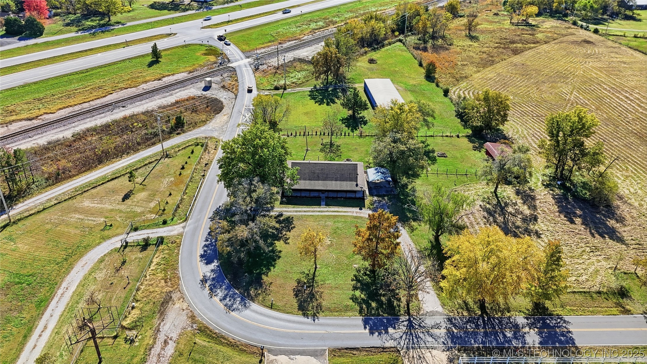 17310 E 400 Road Property Photo 56