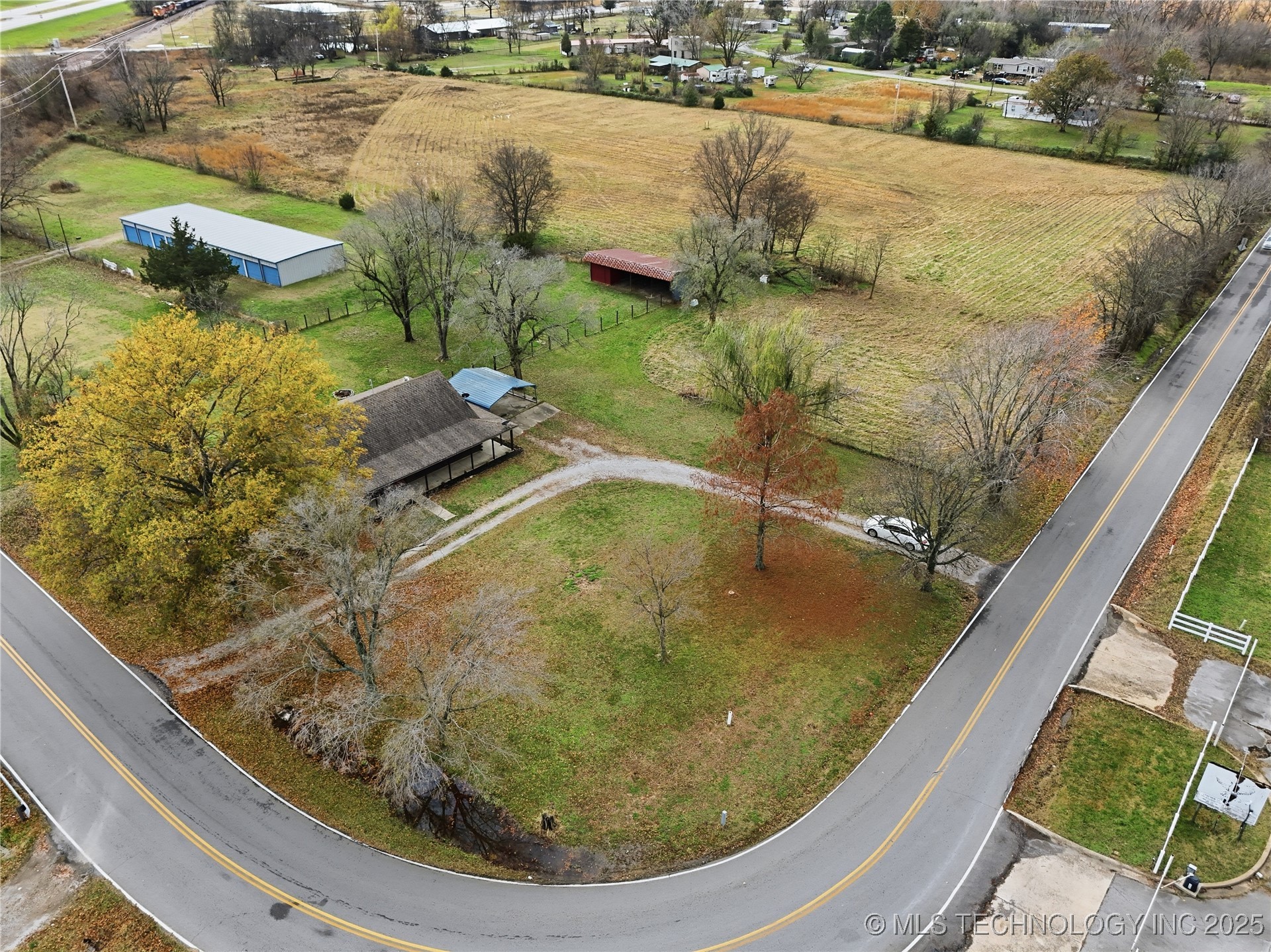 17310 E 400 Road Property Photo 60