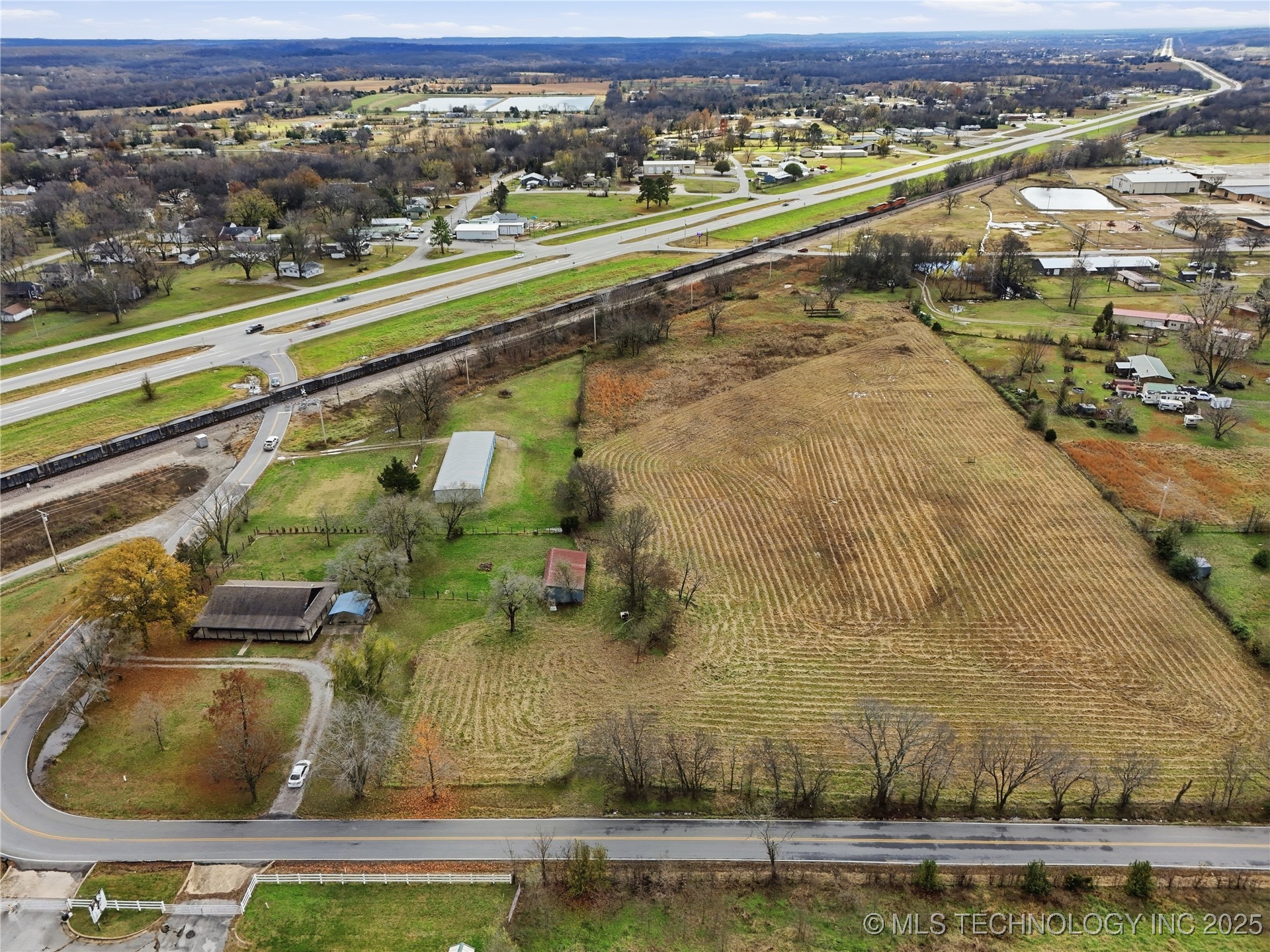 17310 E 400 Road Property Photo 61