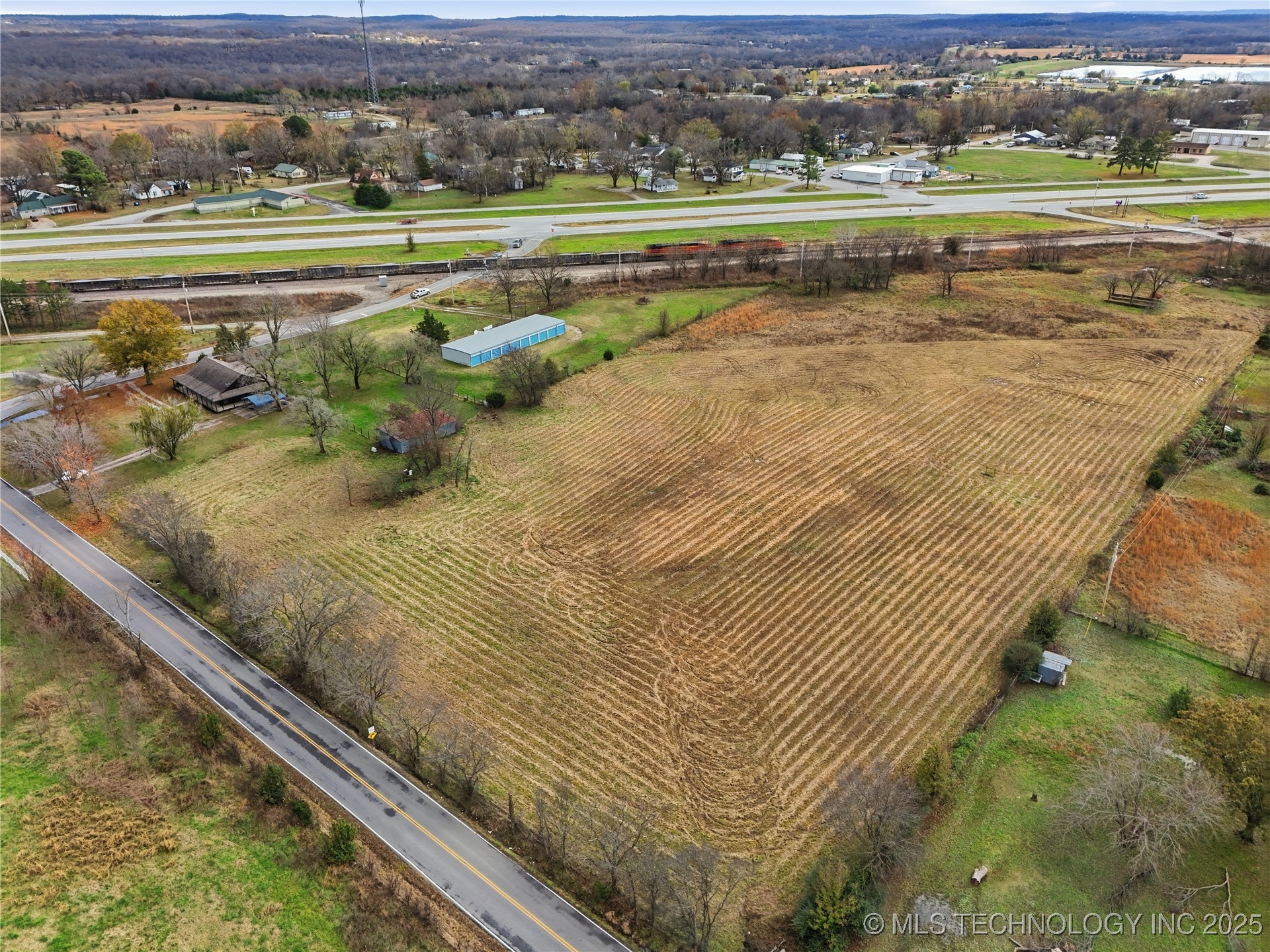 17310 E 400 Road Property Photo 62