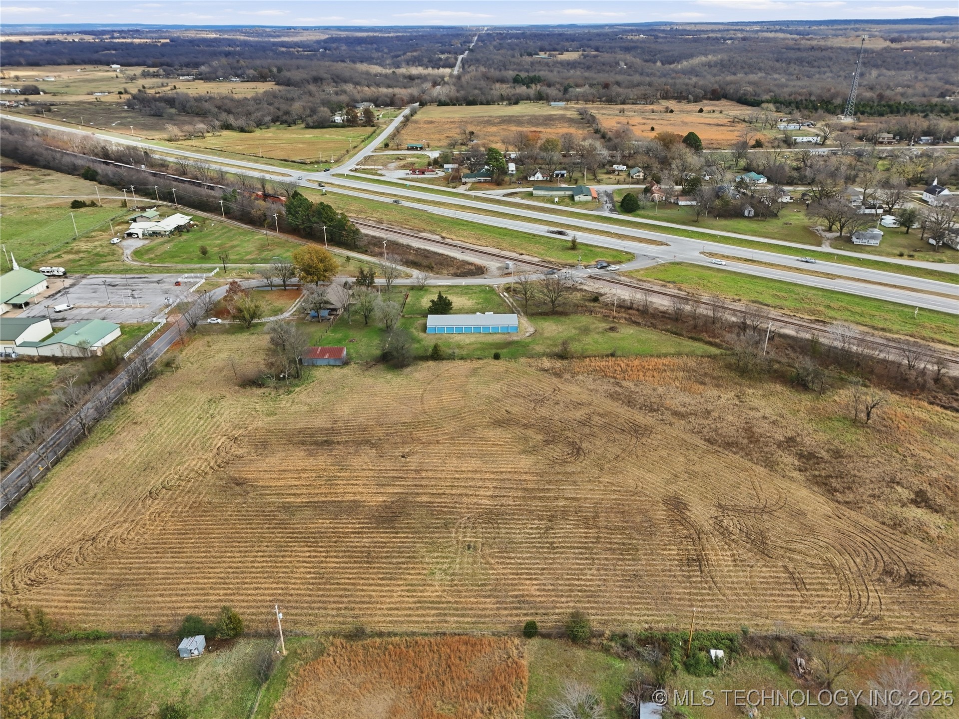 17310 E 400 Road Property Photo 63