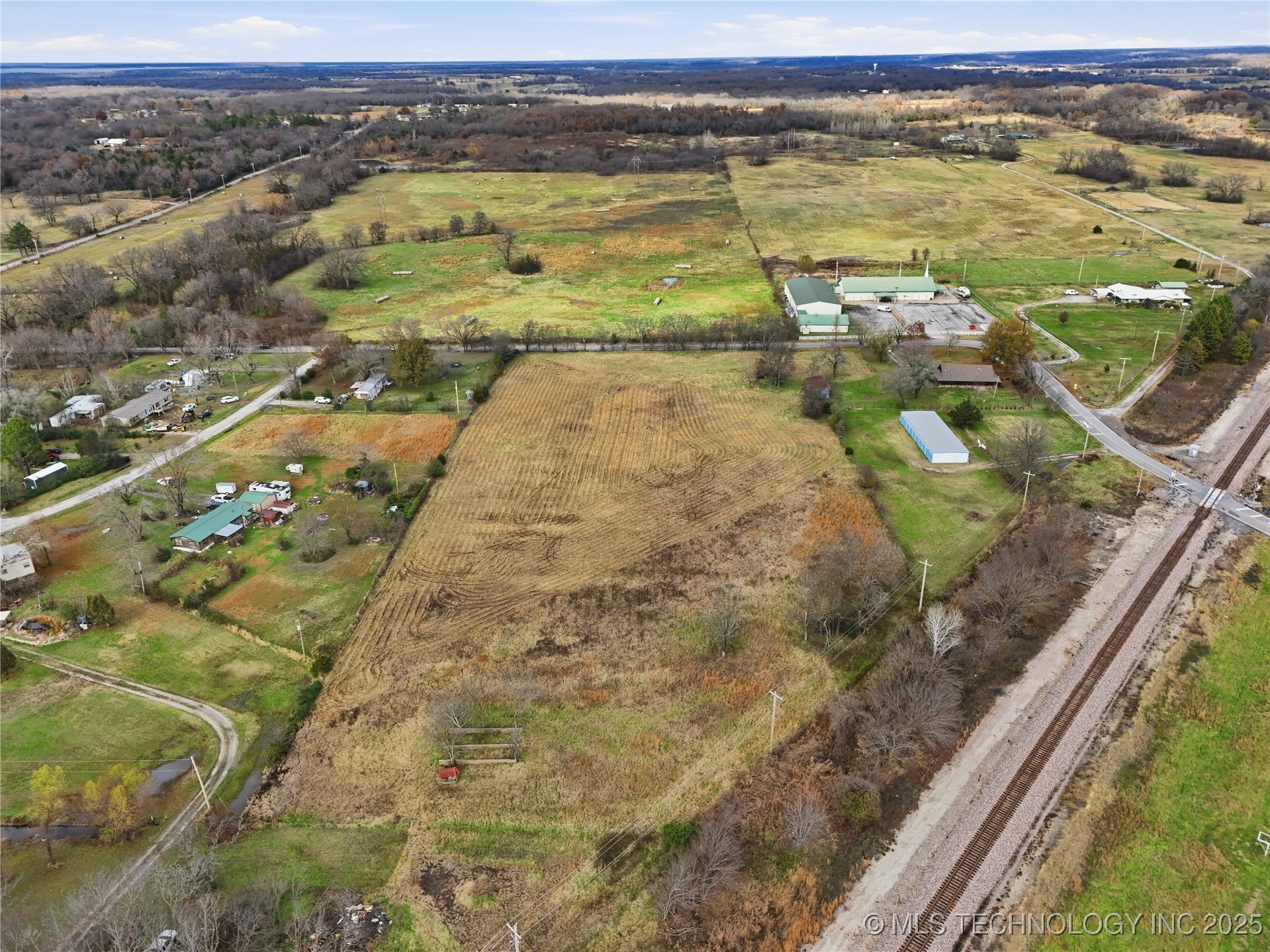 17310 E 400 Road Property Photo 66