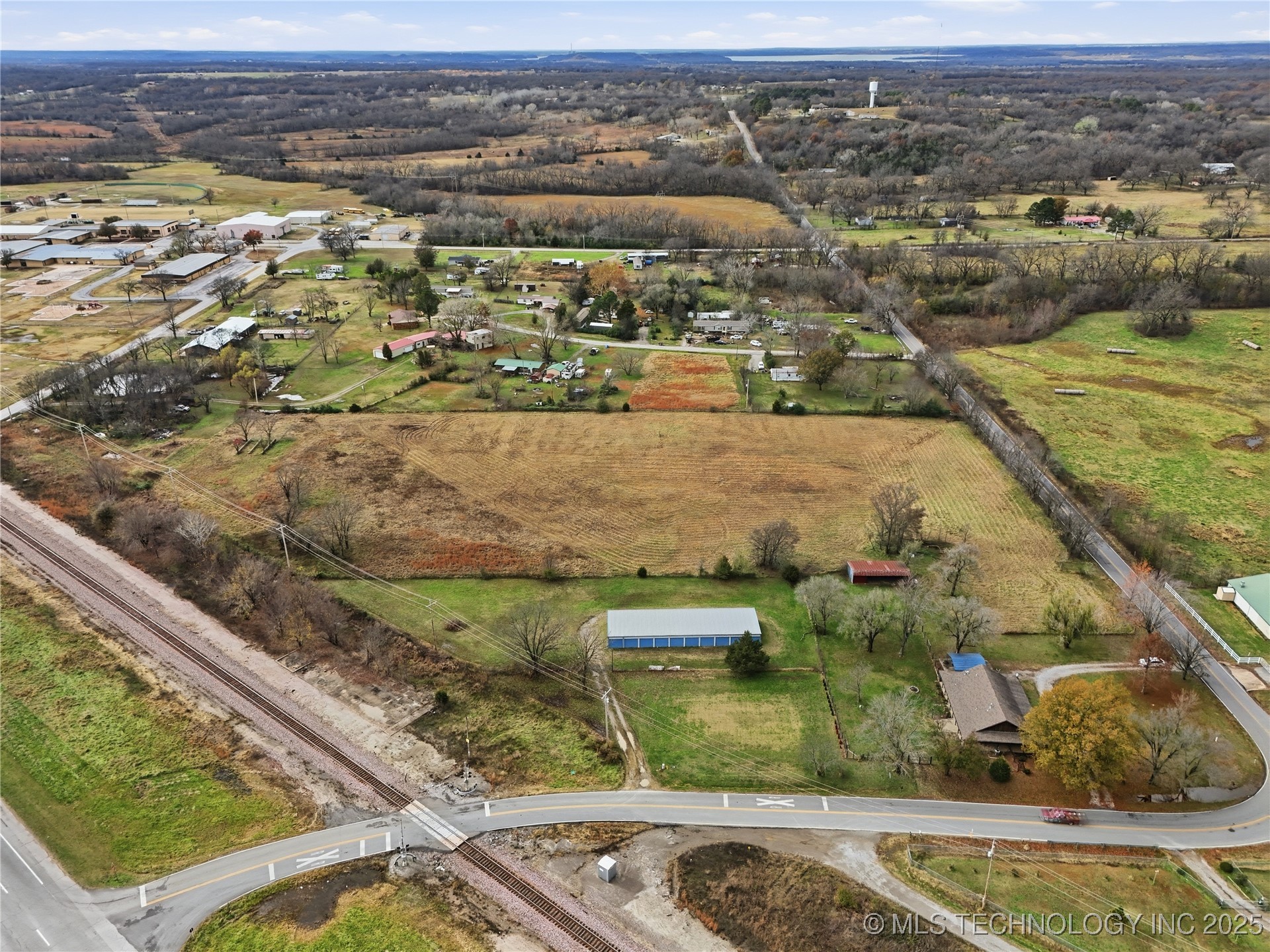 17310 E 400 Road Property Photo 68