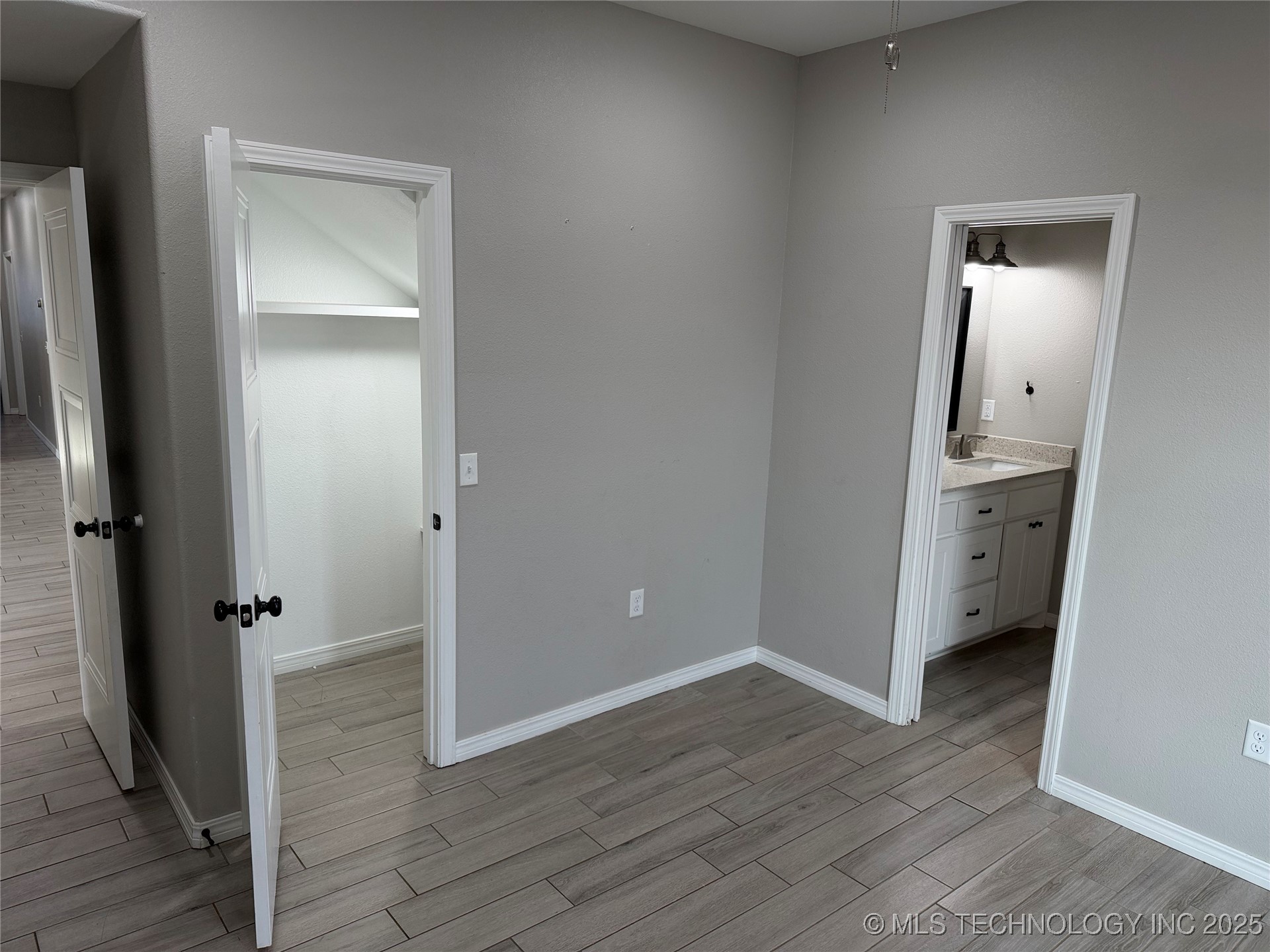 30 Lobo Lane Property Photo 18