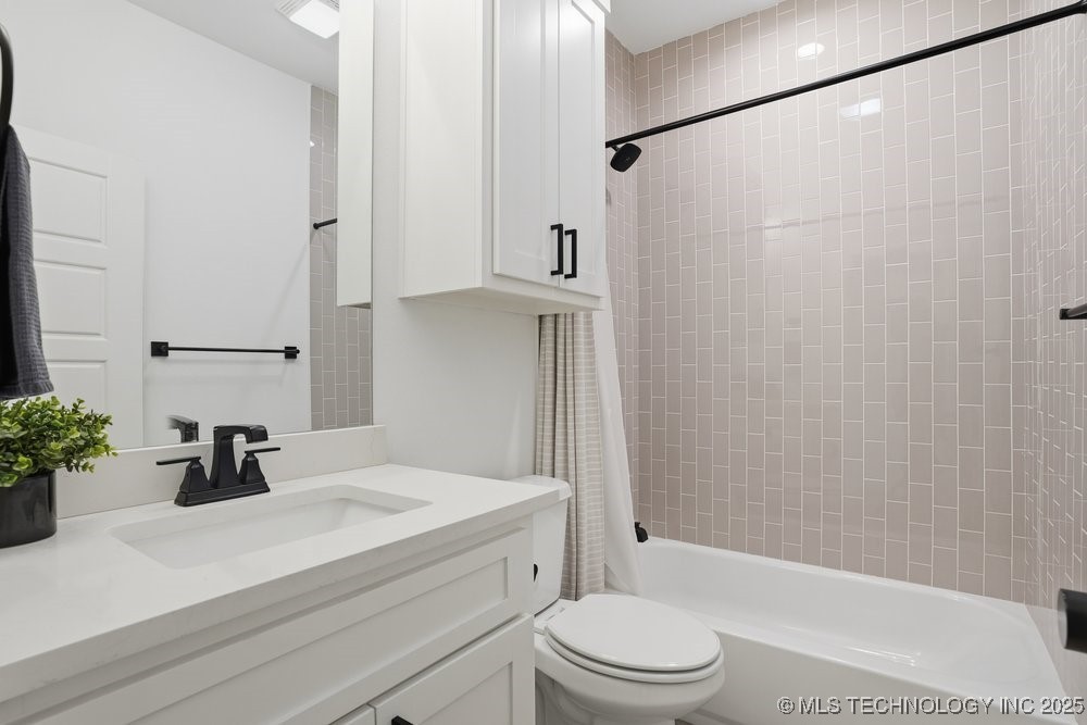 1616 W 114th Street Property Photo 20