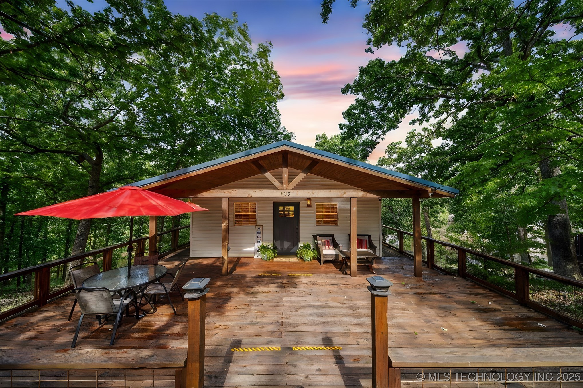 435 Tiawa Avenue Property Photo 1