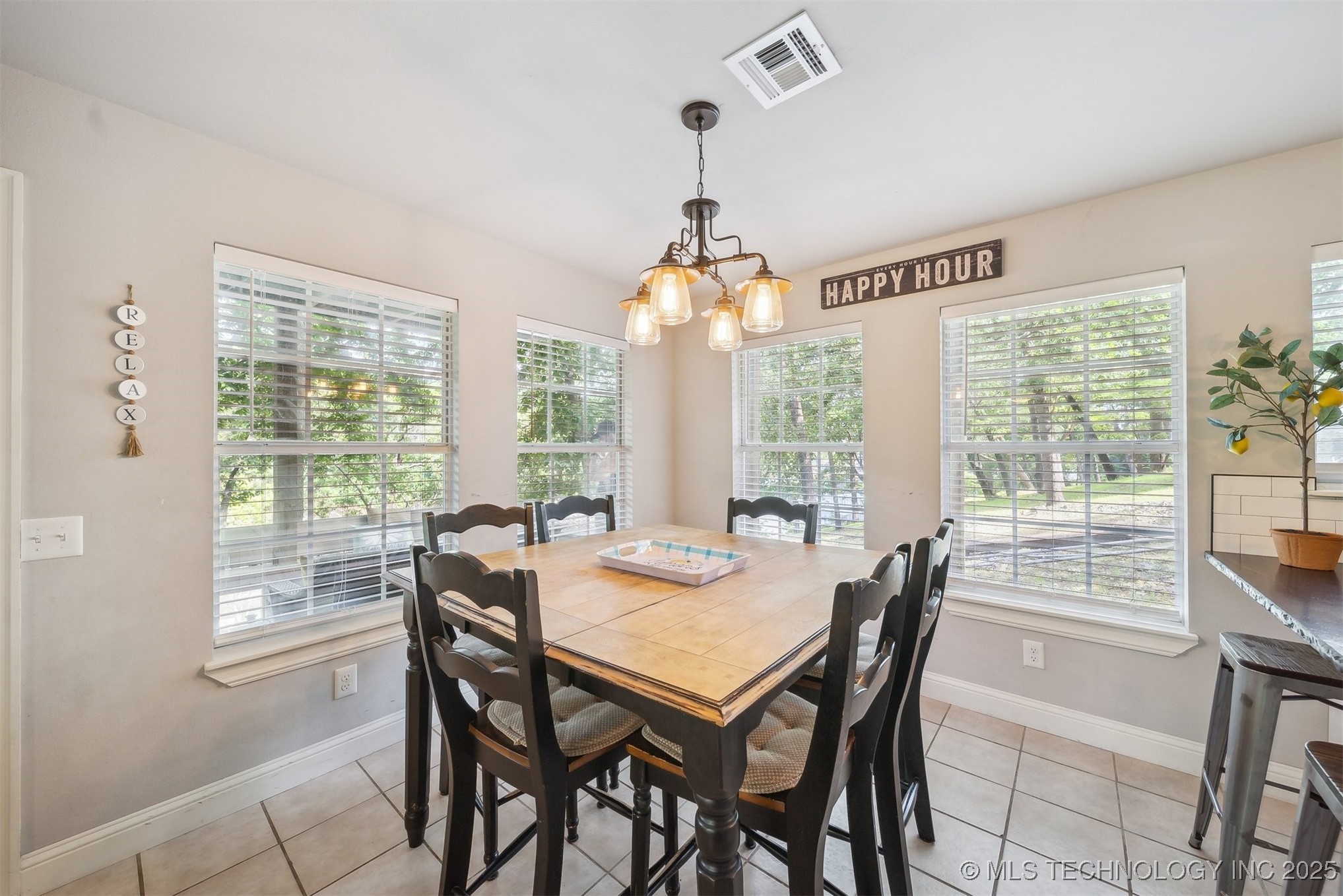 435 Tiawa Avenue Property Photo 20