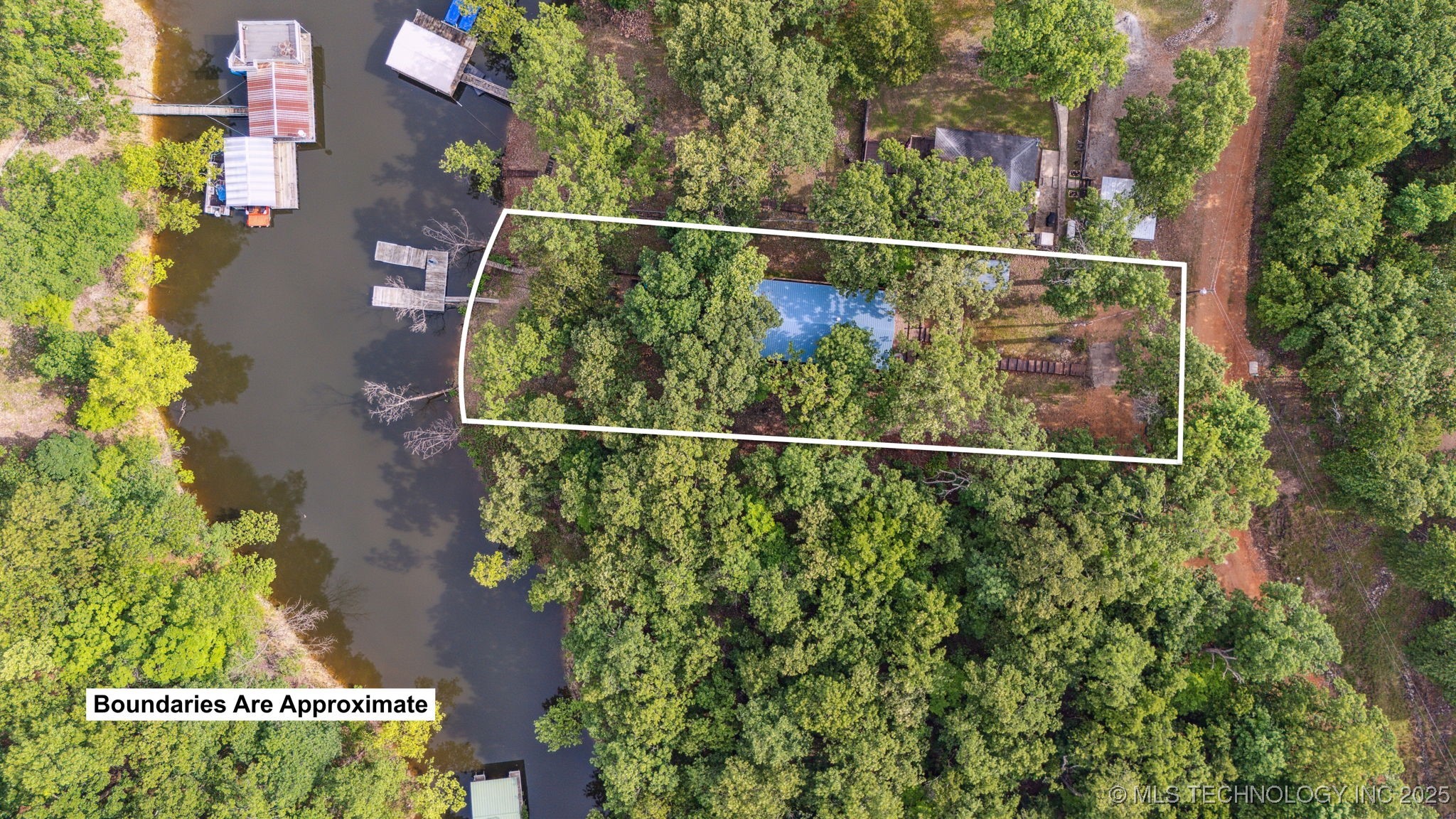 435 Tiawa Avenue Property Photo 24