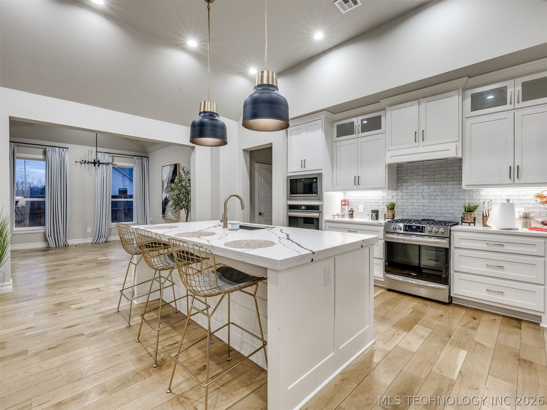 4626 S Retana Place Property Photo 8