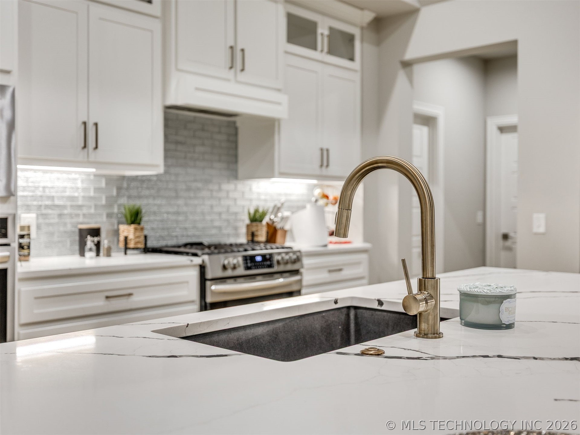 4626 S Retana Place Property Photo 9