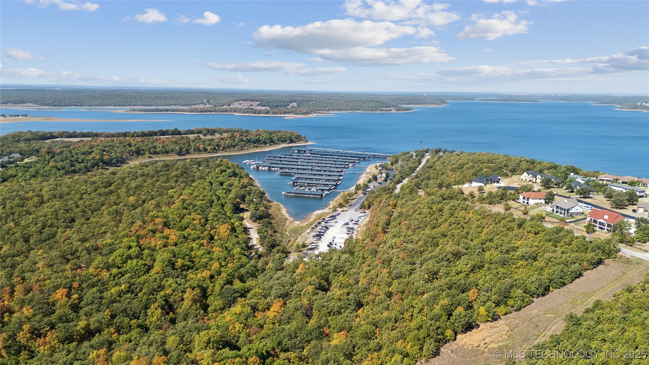 40 Avalon Drive Property Photo 4