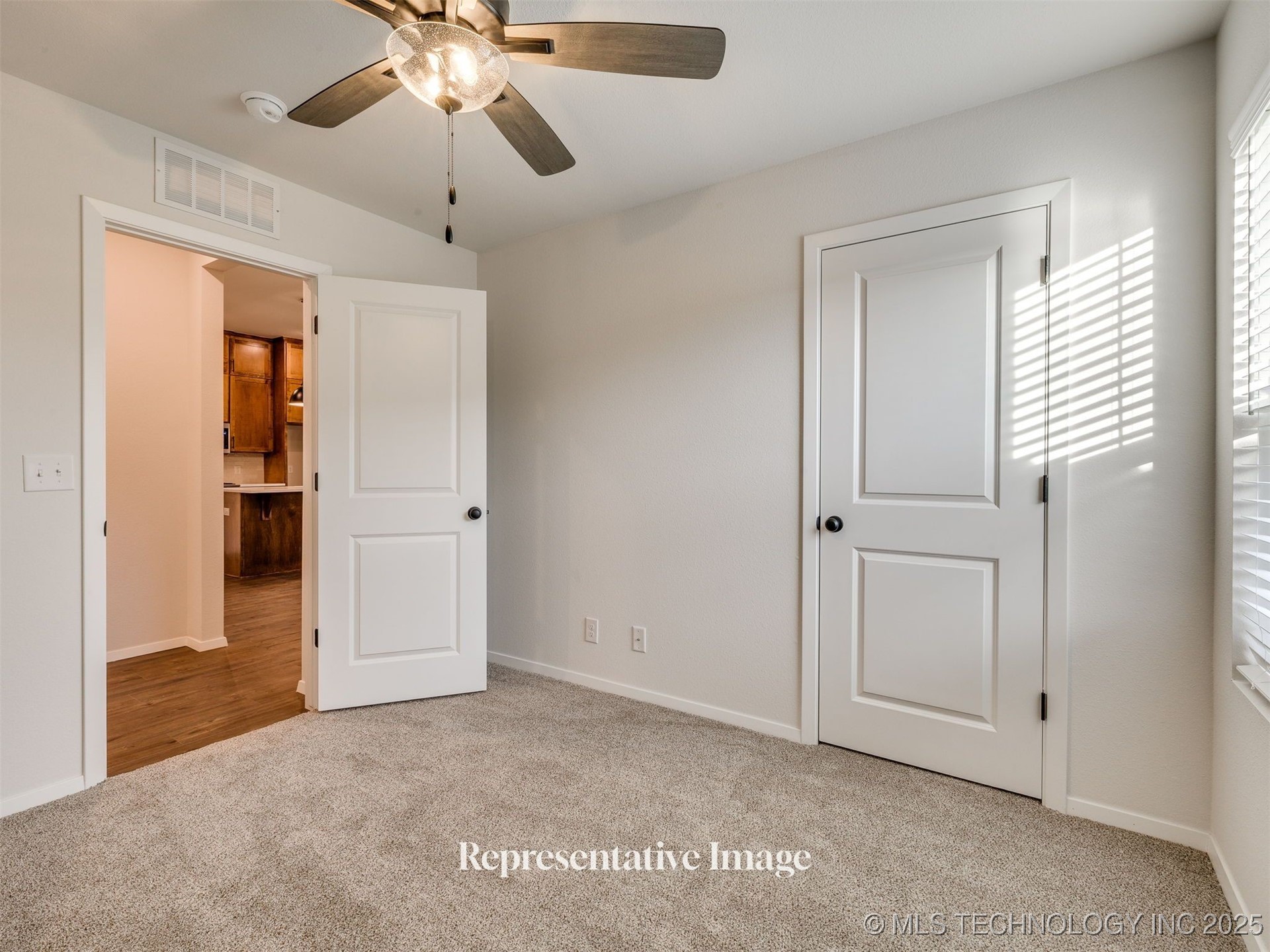 3422 E 153rd Place S Property Photo 6