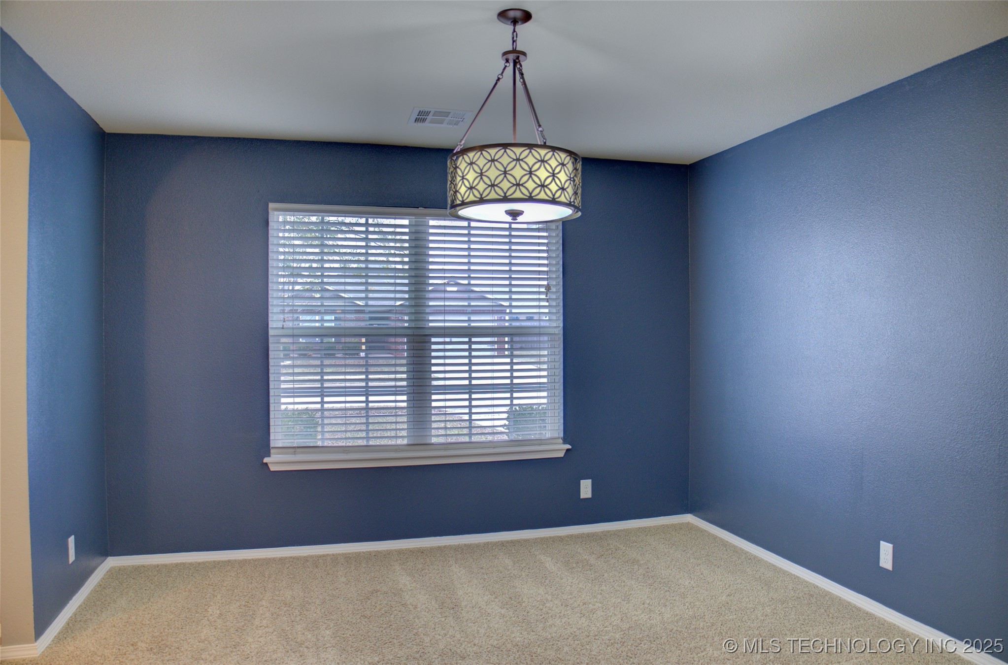 7313 S Gardenia Avenue Property Photo 24