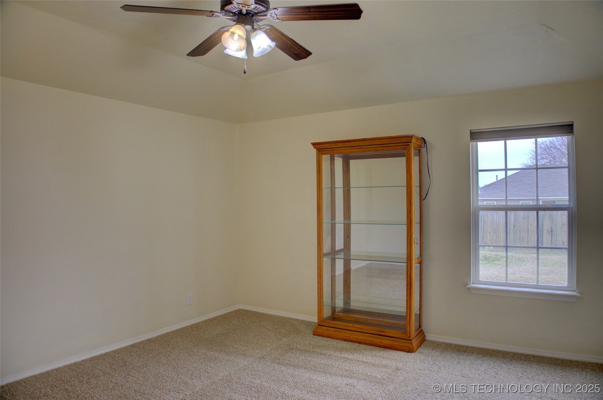 7313 S Gardenia Avenue Property Photo 30