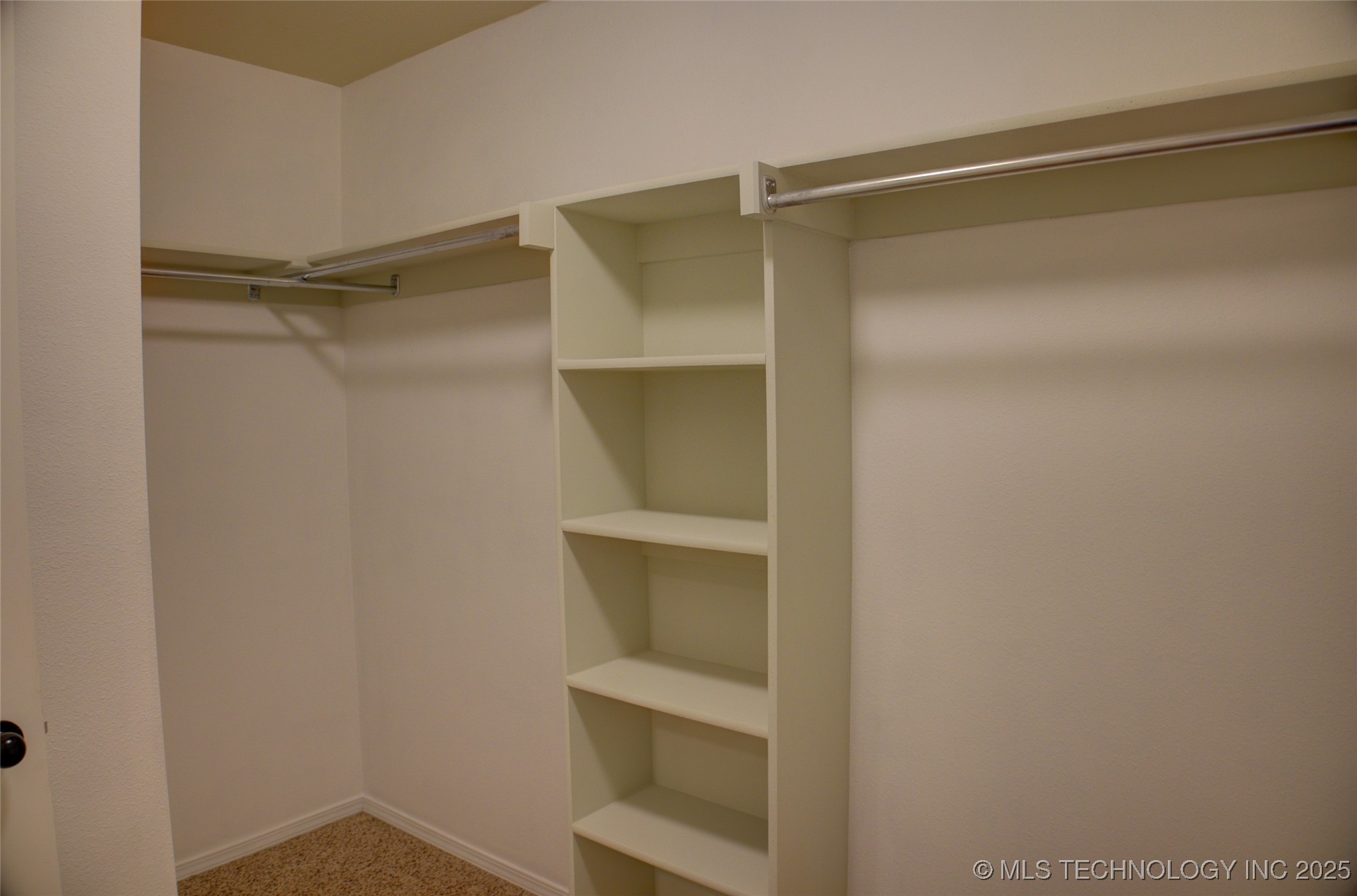 7313 S Gardenia Avenue Property Photo 37